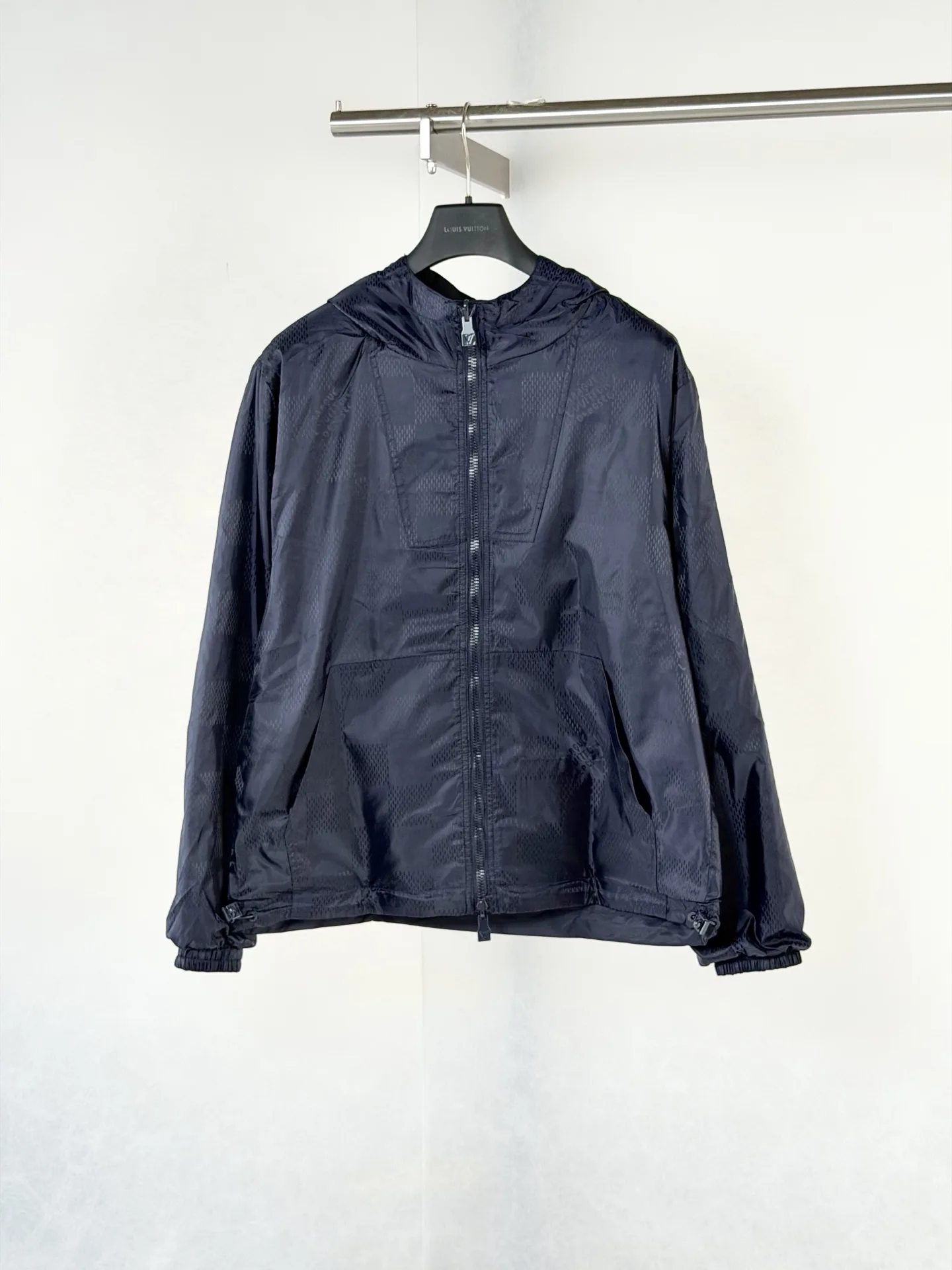 Reversible Damier Jacquard Hooded Windbreaker D39522038