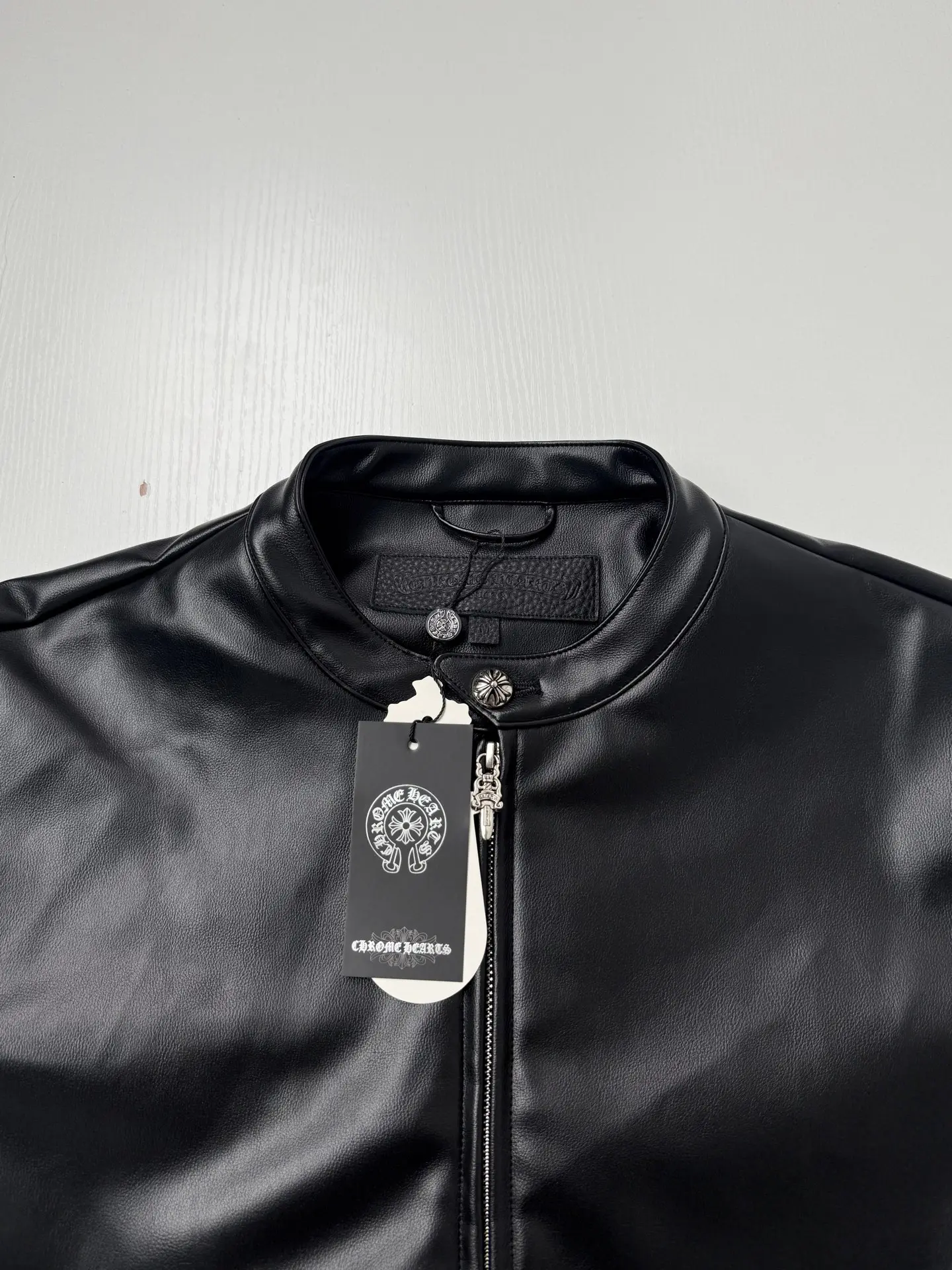 Embroidered Dagger Leather Cafe Racer Jacket D39521977 — view 4