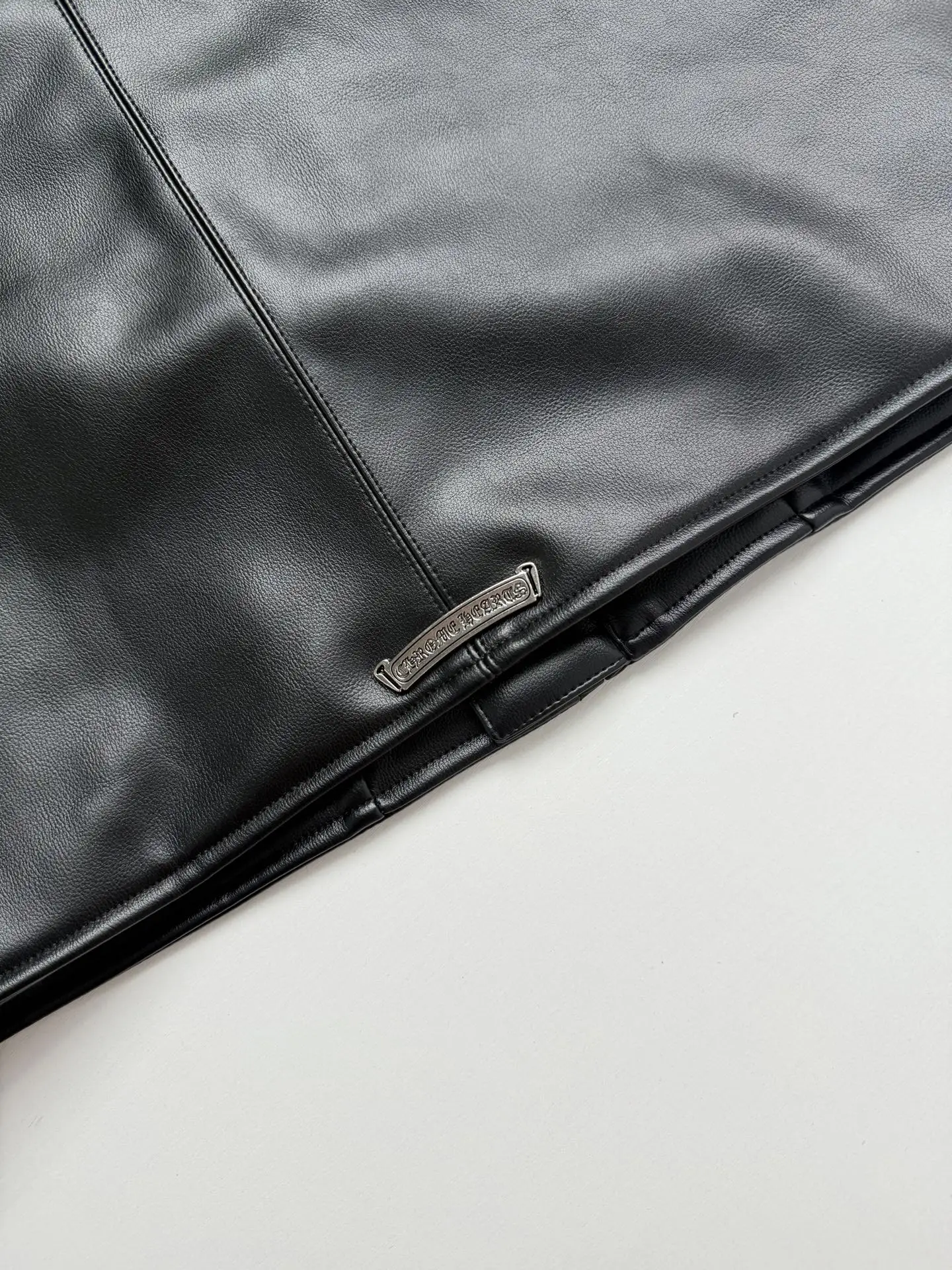 Embroidered Dagger Leather Cafe Racer Jacket D39521977 — view 6