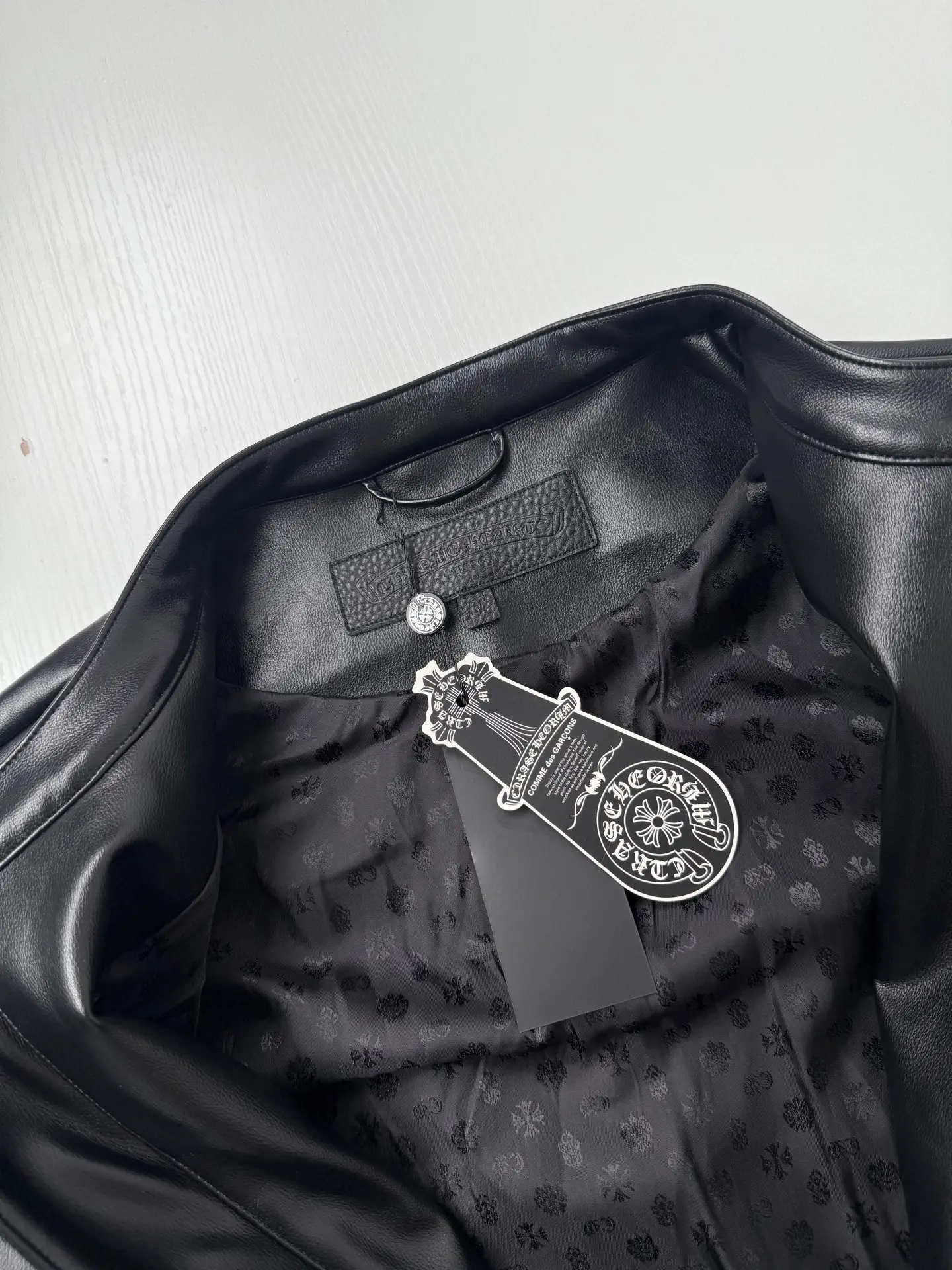 Embroidered Dagger Leather Cafe Racer Jacket D39521977 — view 9