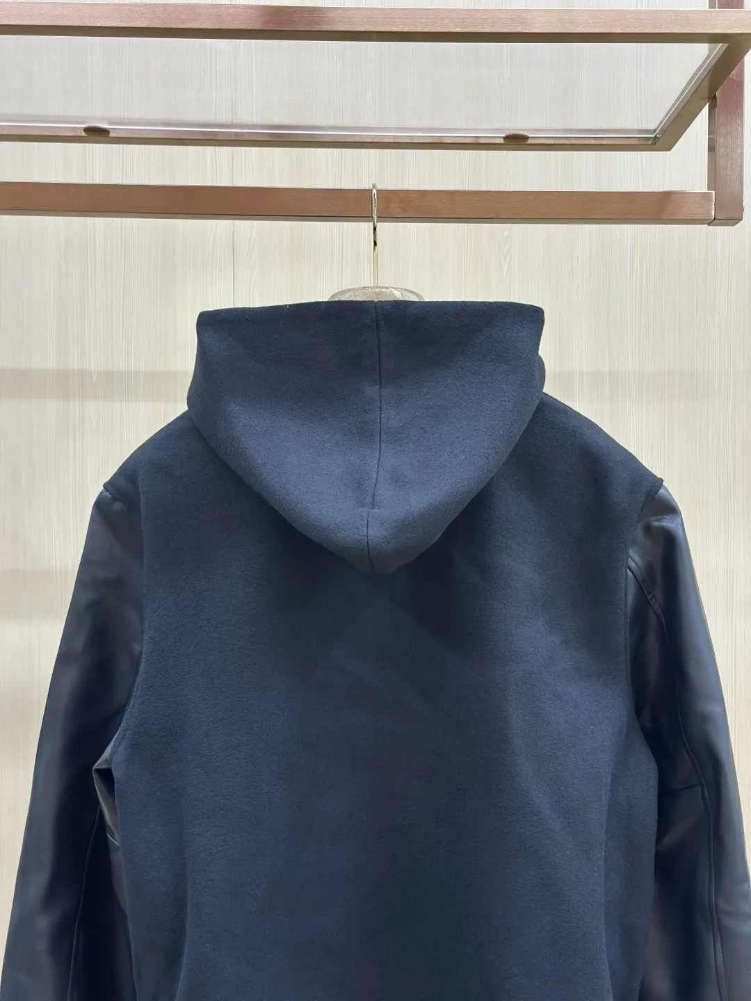 Leather-Sleeve Wool-Blend Hooded Varsity Jacket D40020439 — view 9