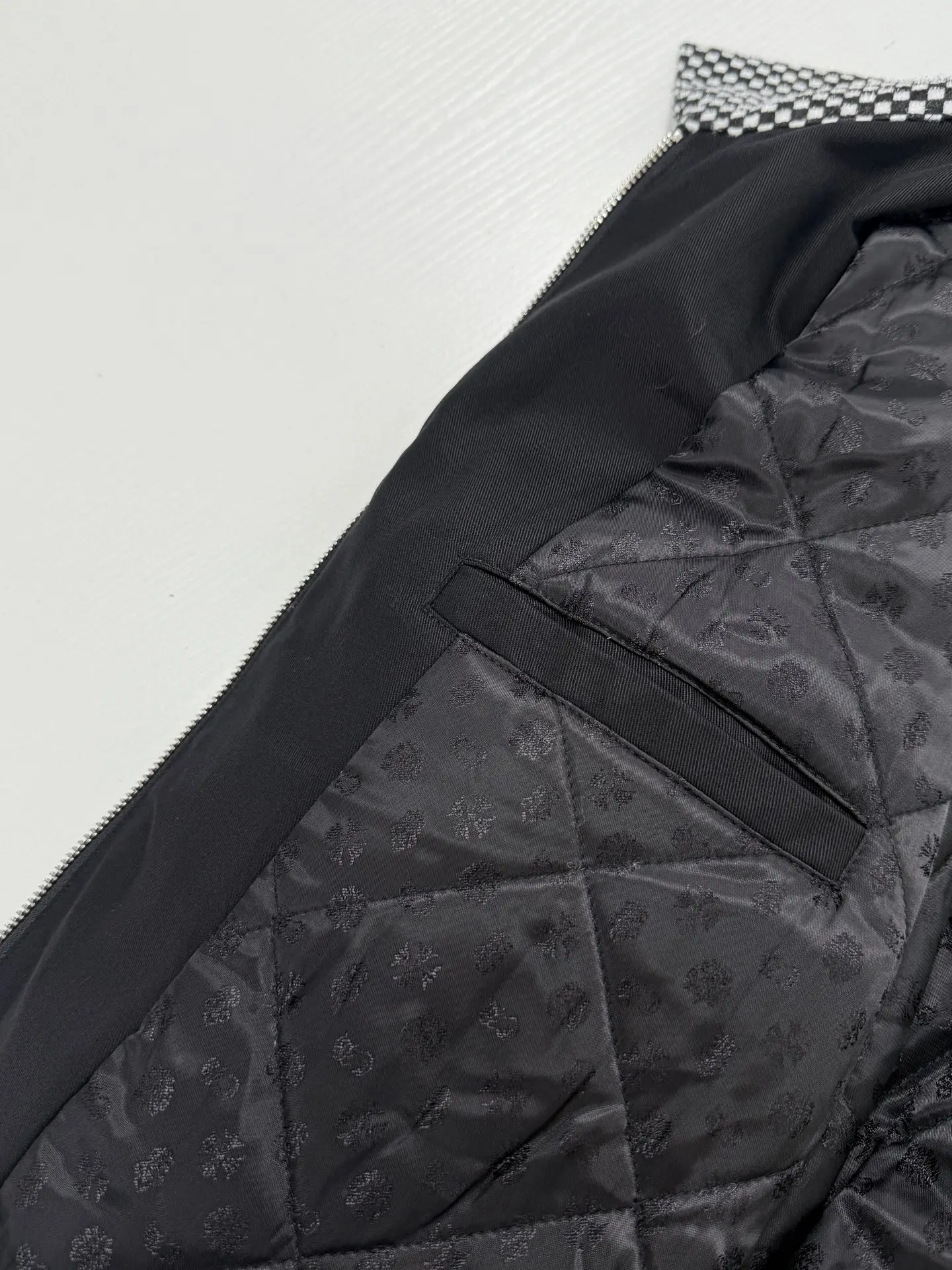 Checkerboard Cross Patchwork Zip-Up Jacket D40022017 — view 9