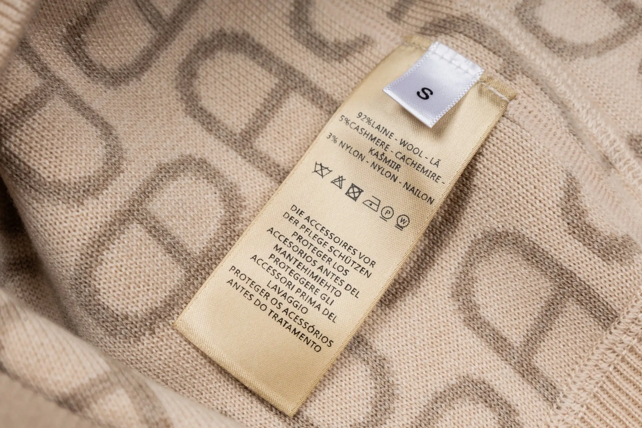 Reversible Jacquard Wool-Cashmere Hooded Jacket D41022341 — view 9
