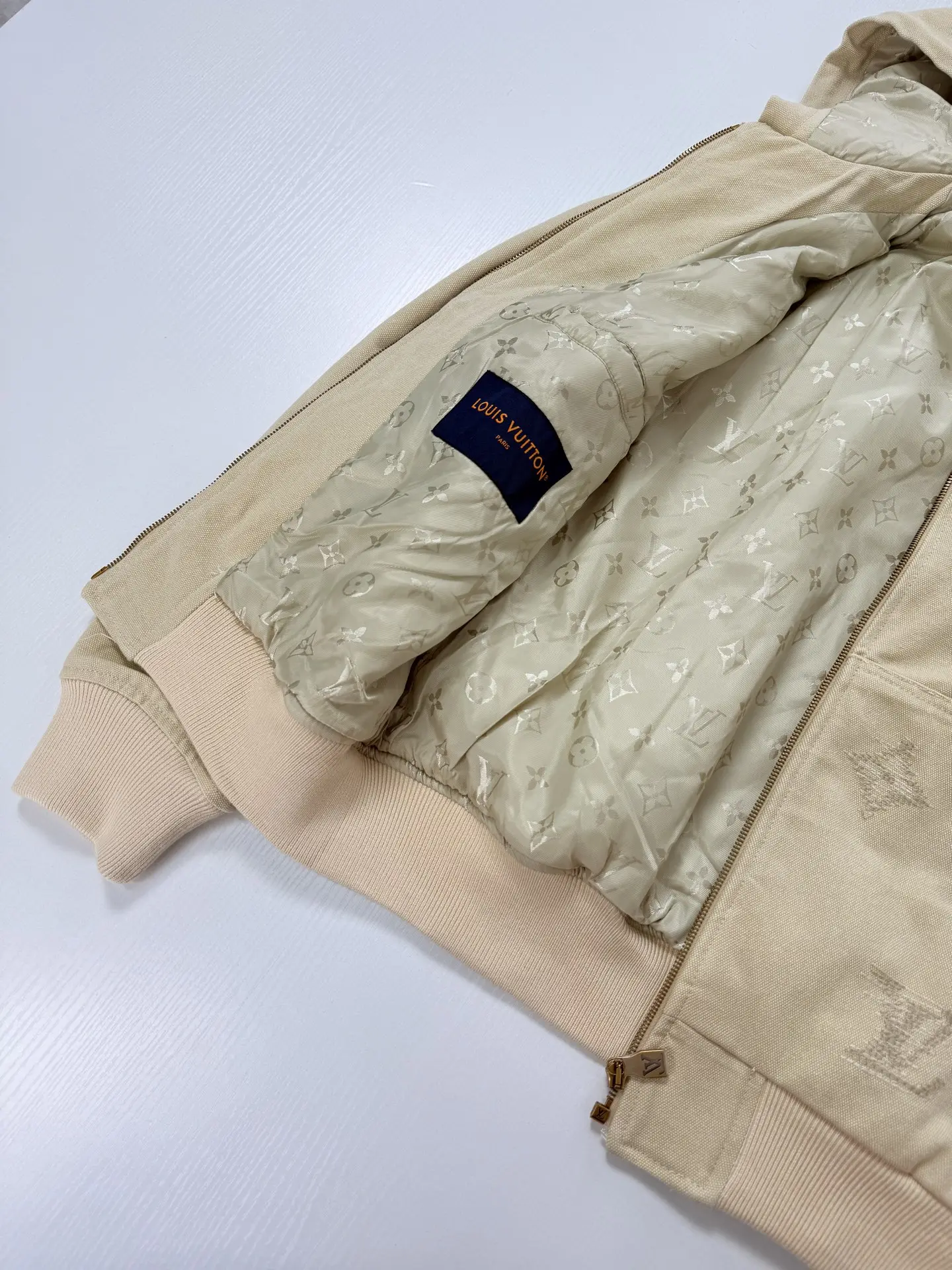Embroidered Washed Canvas Hooded Jacket D42022022 — view 7