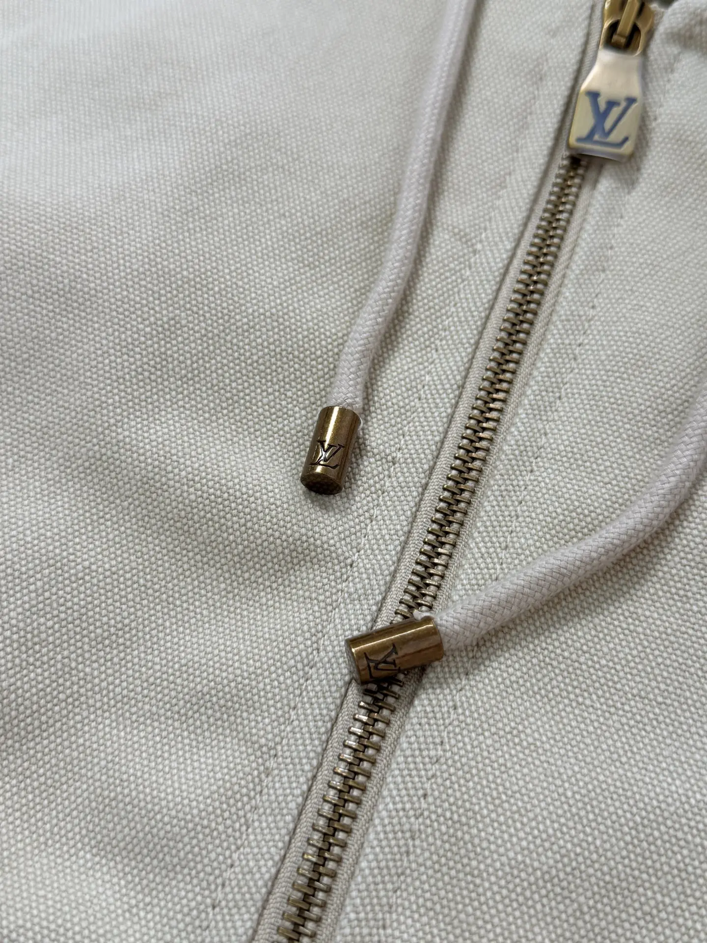 Embroidered Washed Canvas Hooded Jacket D42022022 — view 14