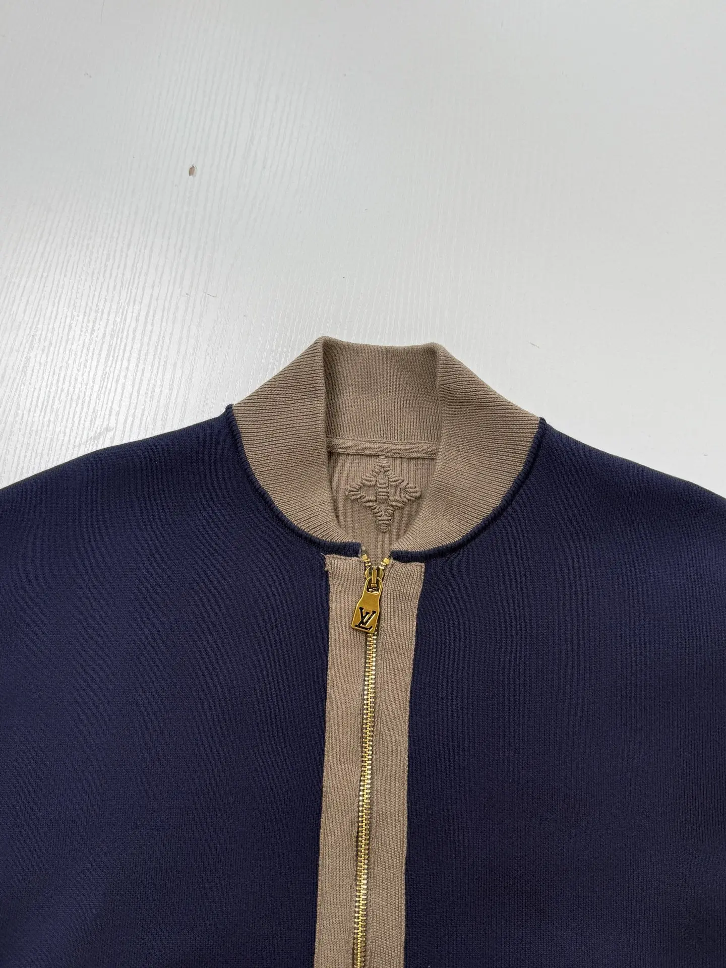 Contrast Ribbed Knit Zip-Up Jacket D42022030 — view 4