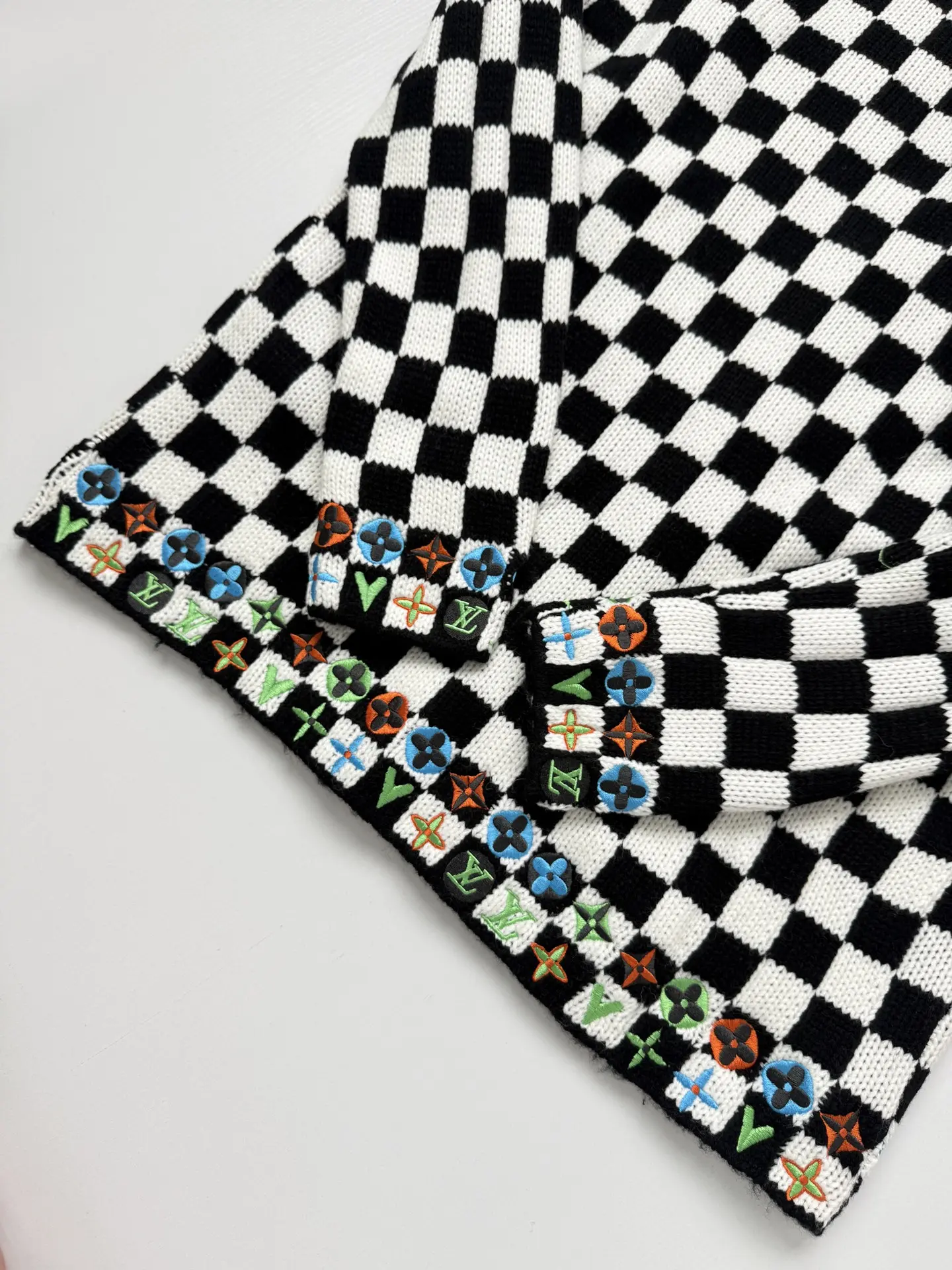 Damier Embroidered Knit Cardigan D42521995 — view 11
