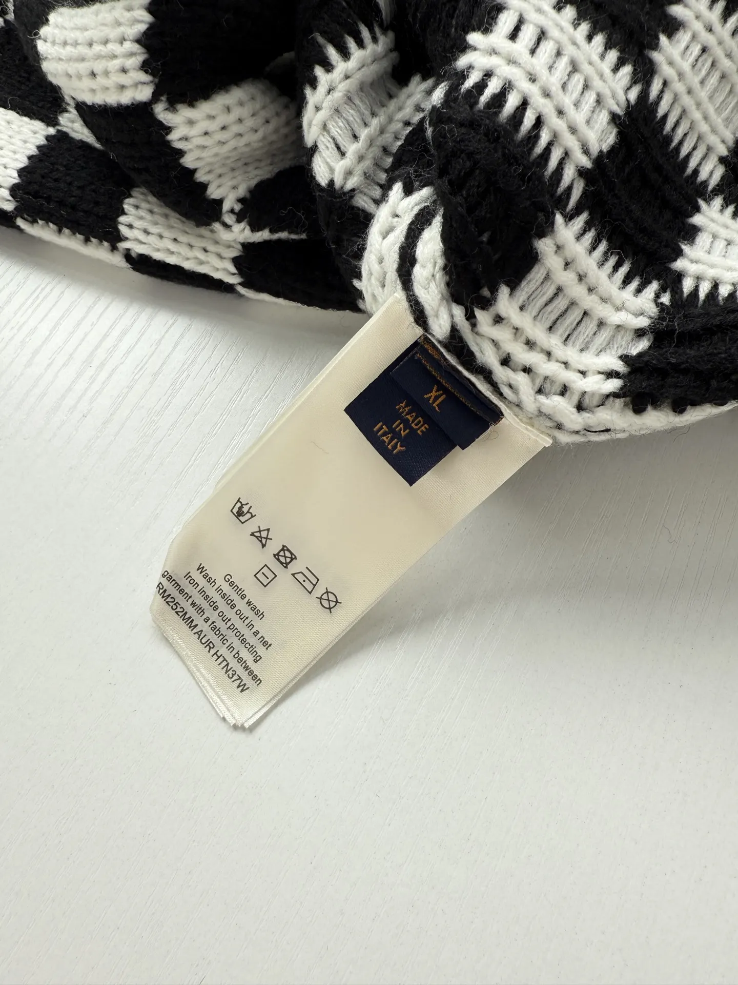 Damier Embroidered Knit Cardigan D42521995 — view 12