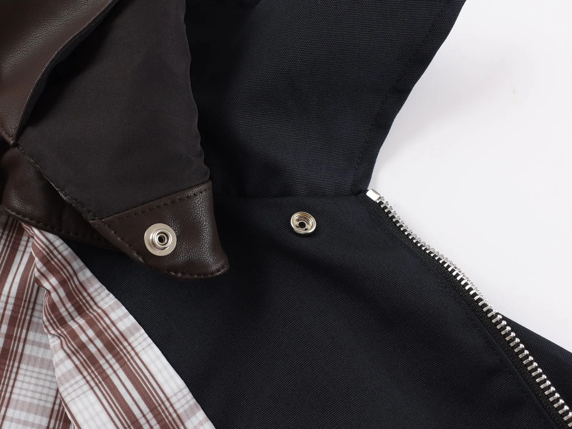 Intrecciato Leather Collar Zip-Up Jacket D43022403 — view 7