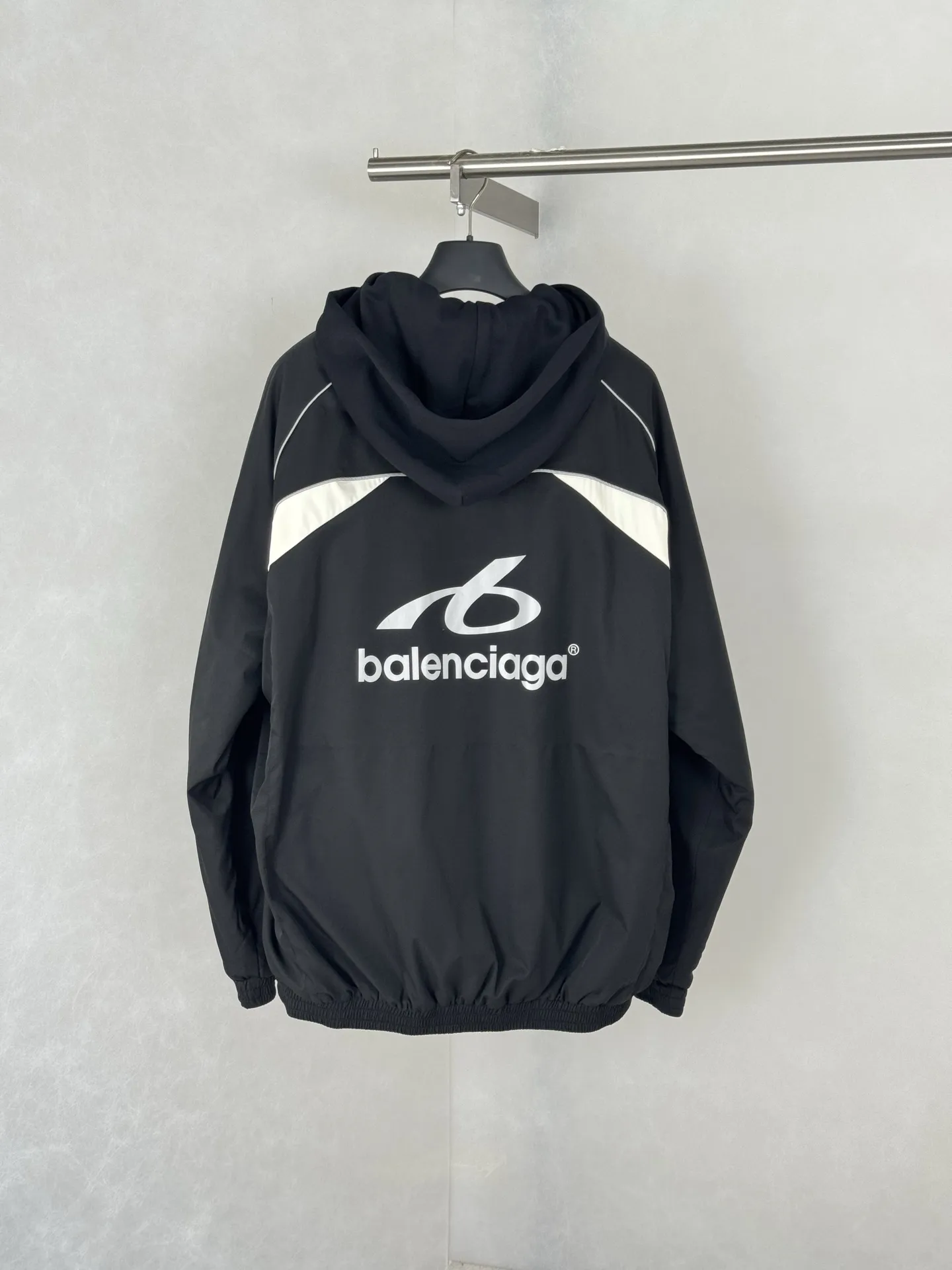 Reversible Reflective Fleece Hooded Jacket D43020490 — view 2