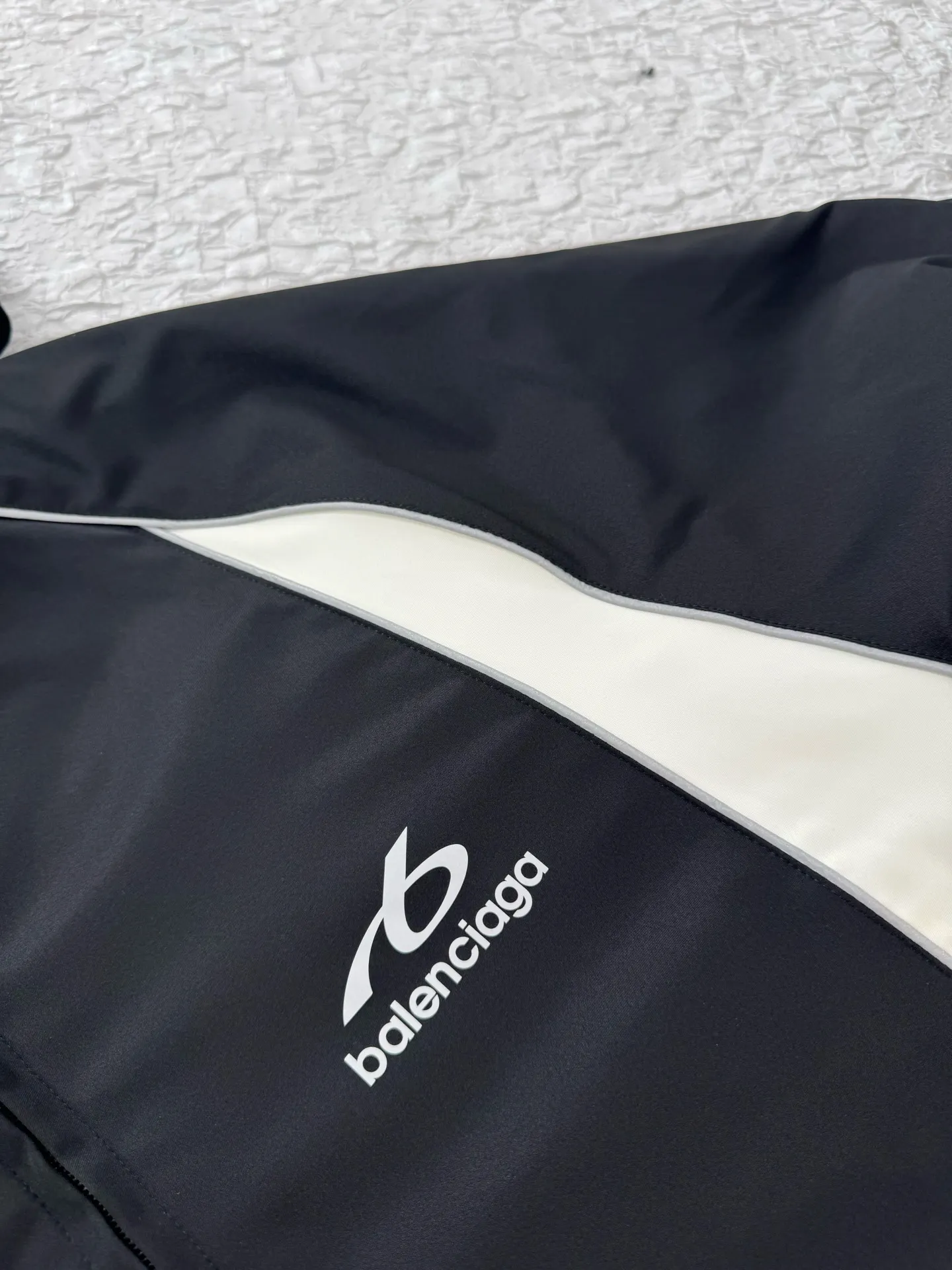 Reversible Reflective Fleece Hooded Jacket D43020490 — view 13