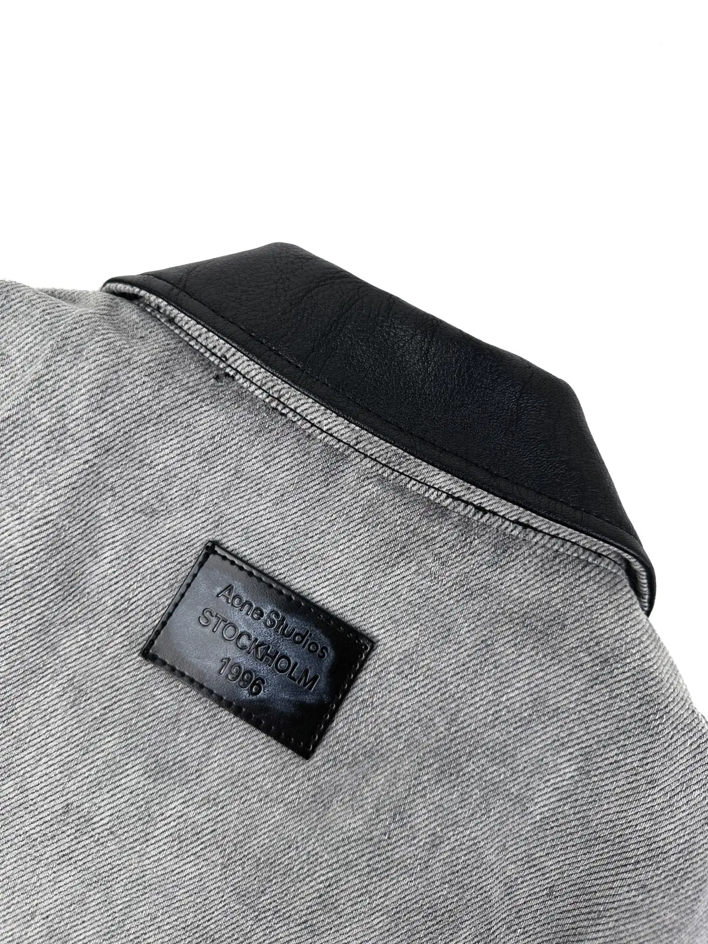 Leather-Trimmed Distressed Denim Work Jacket D50020518 — view 4