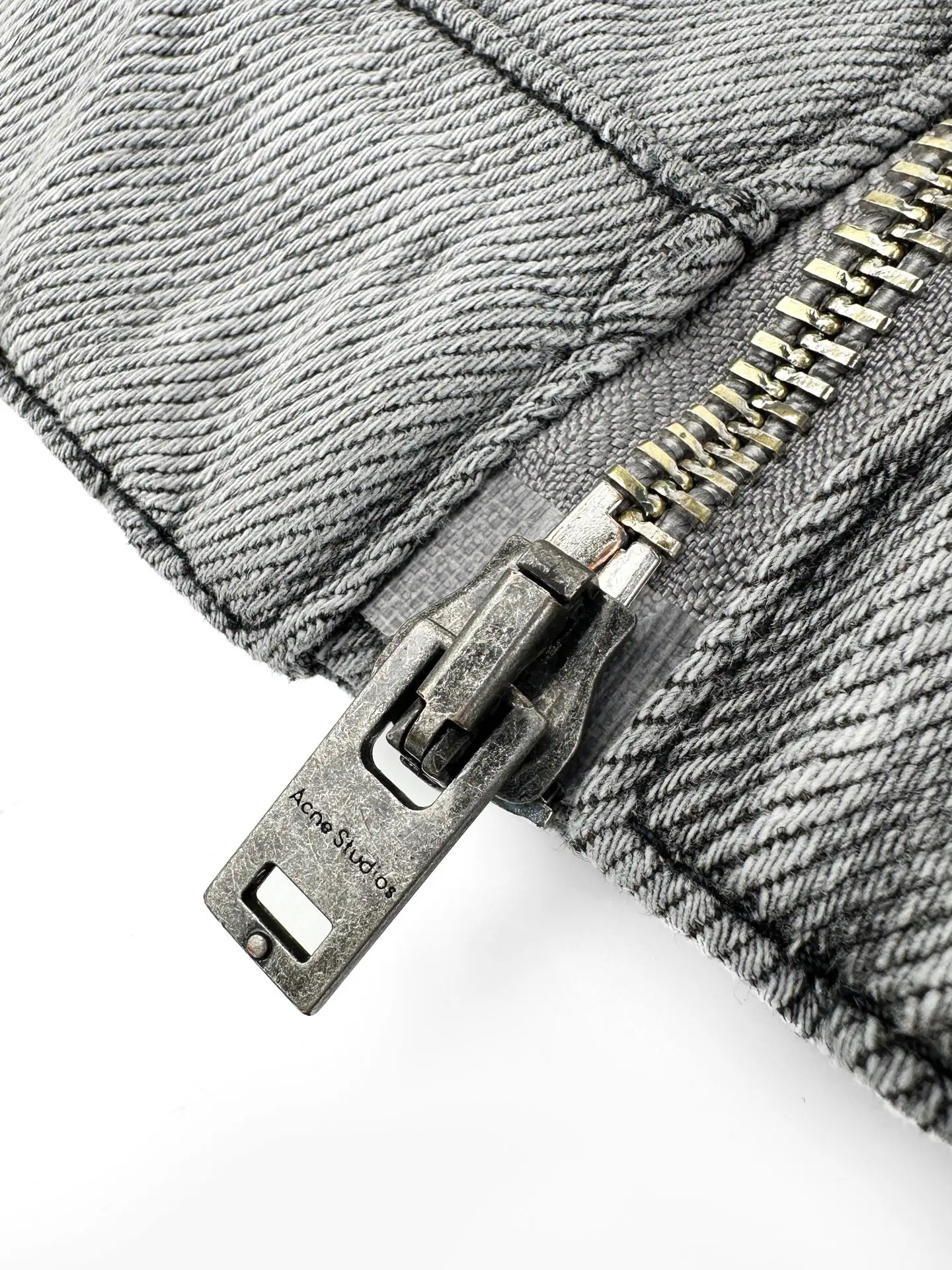 Leather-Trimmed Distressed Denim Work Jacket D50020518 — view 9