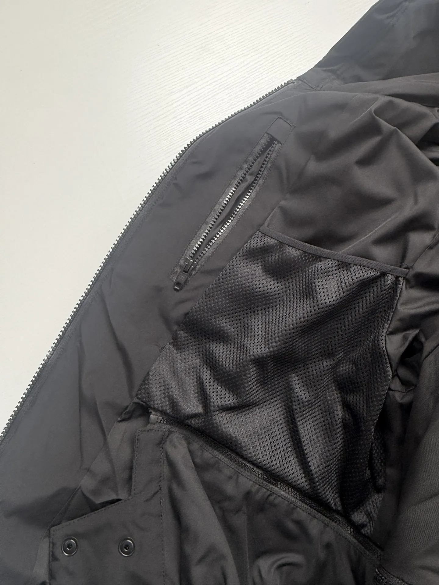 Reflective Logo Hooded Puffer Jacket D51021997 — view 6