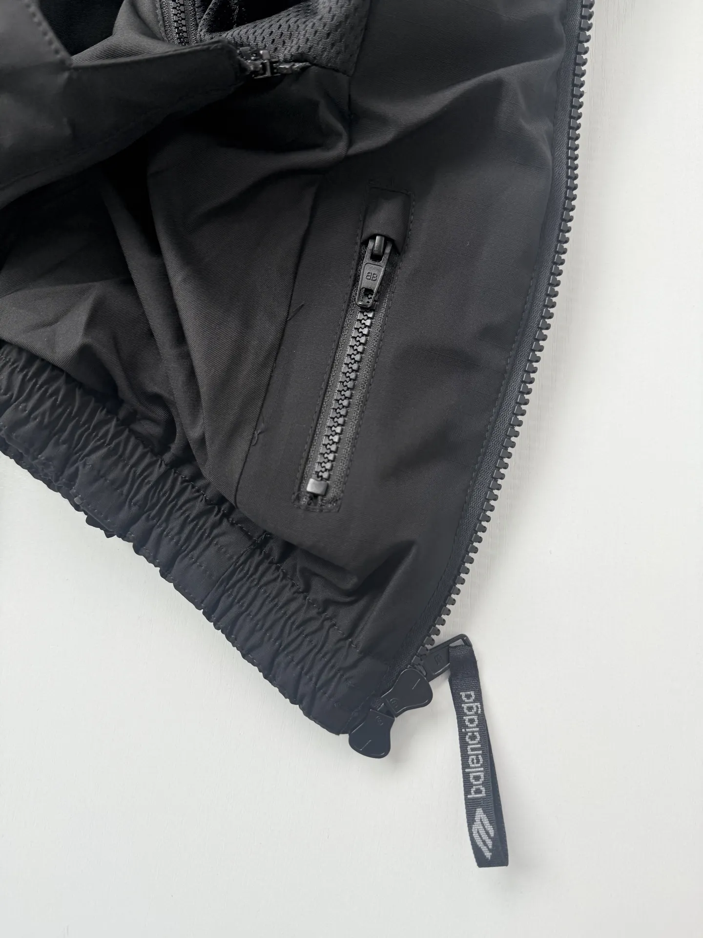 Reflective Logo Hooded Puffer Jacket D51021997 — view 16
