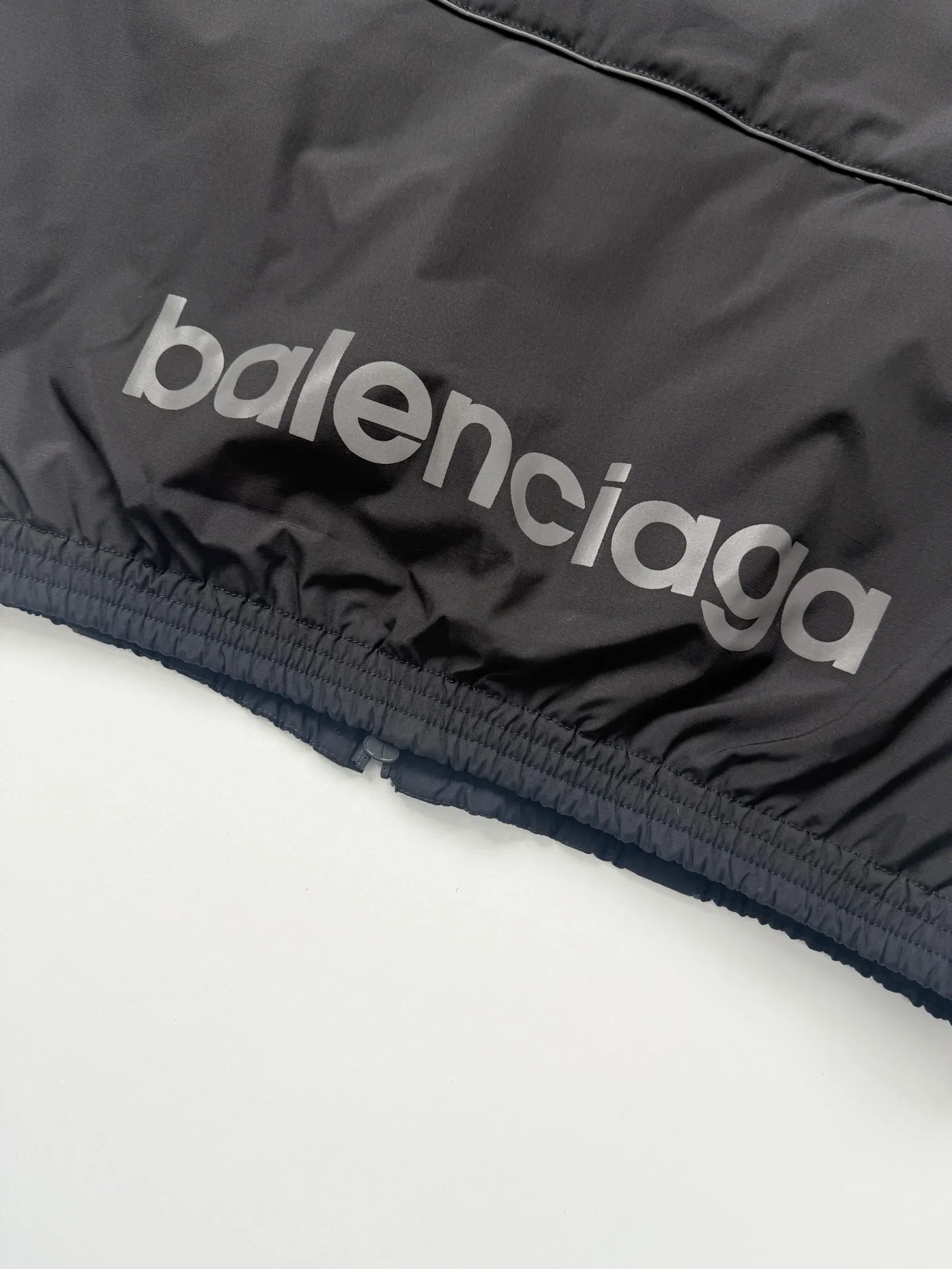 Reflective Logo Hooded Puffer Jacket D51021997 — view 17