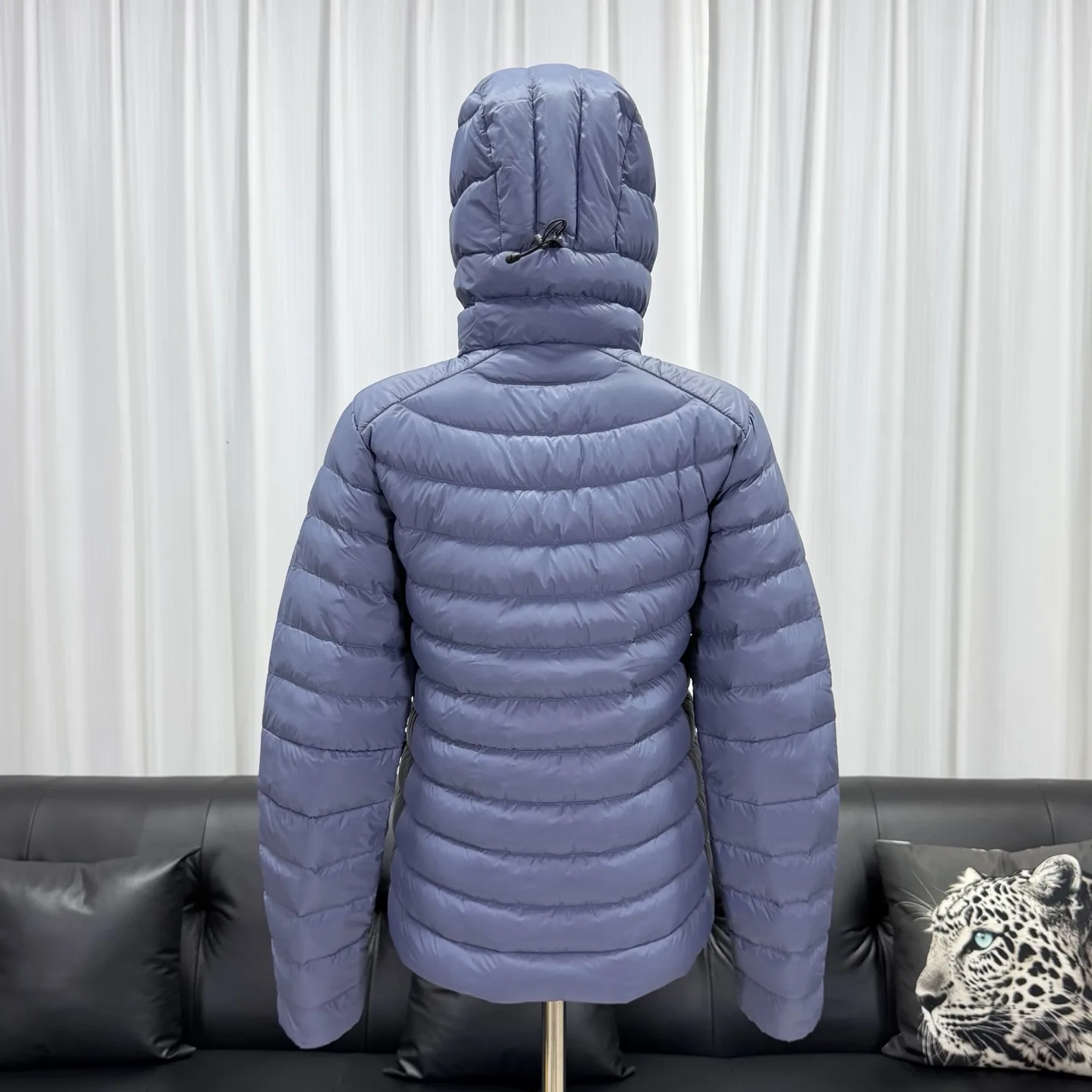 Cerium Hooded Down Puffer Jacket D53020328 — view 9