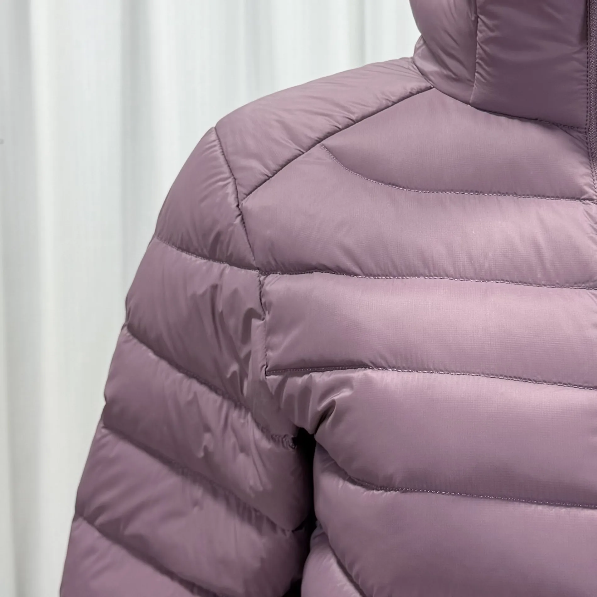 Cerium Hooded Down-Filled Puffer Jacket D53020329 — view 3