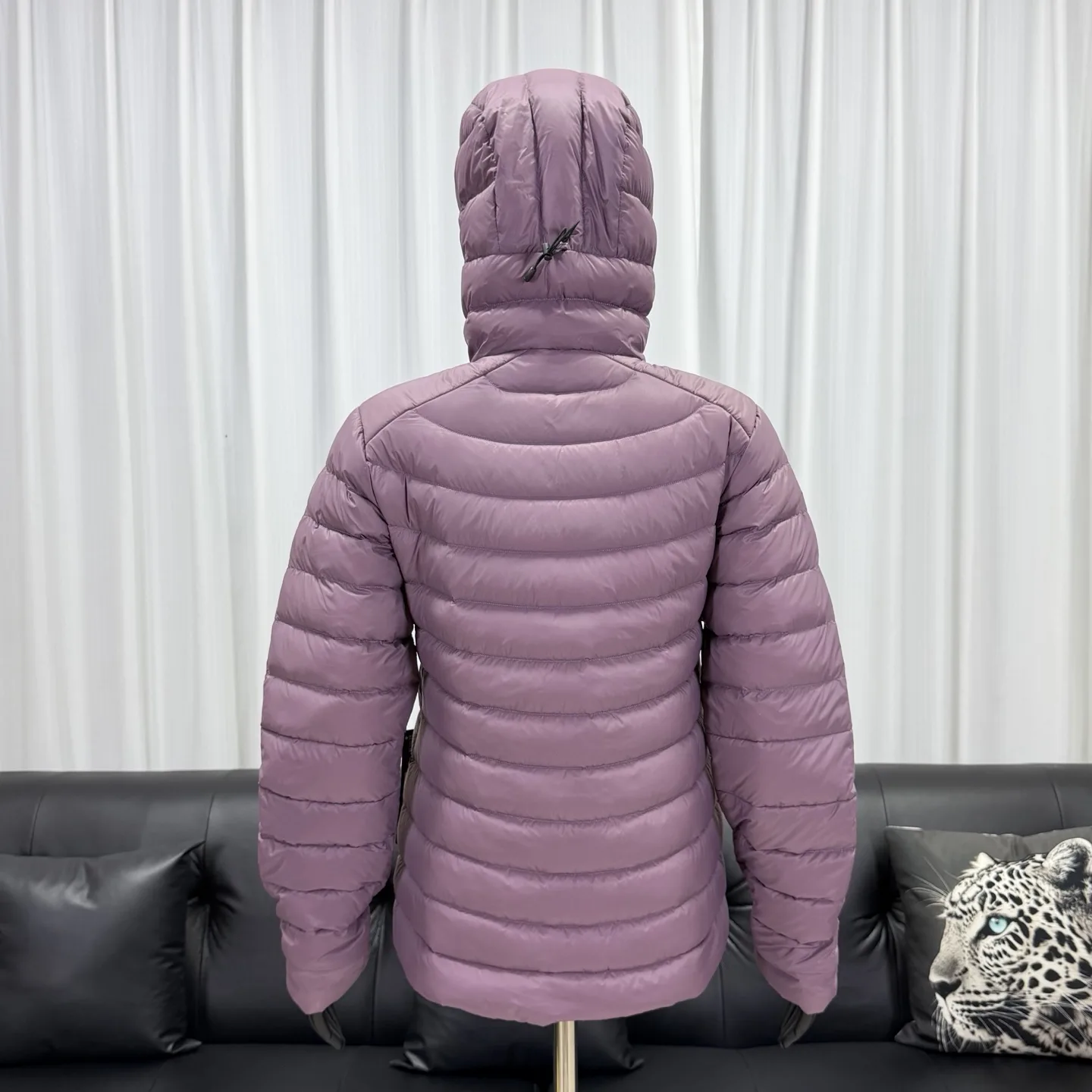 Cerium Hooded Down-Filled Puffer Jacket D53020329 — view 8