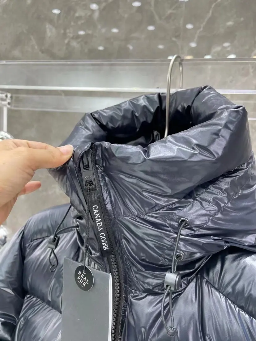 Crofton Black Label Hooded Puffer Jacket D54022256 — view 3