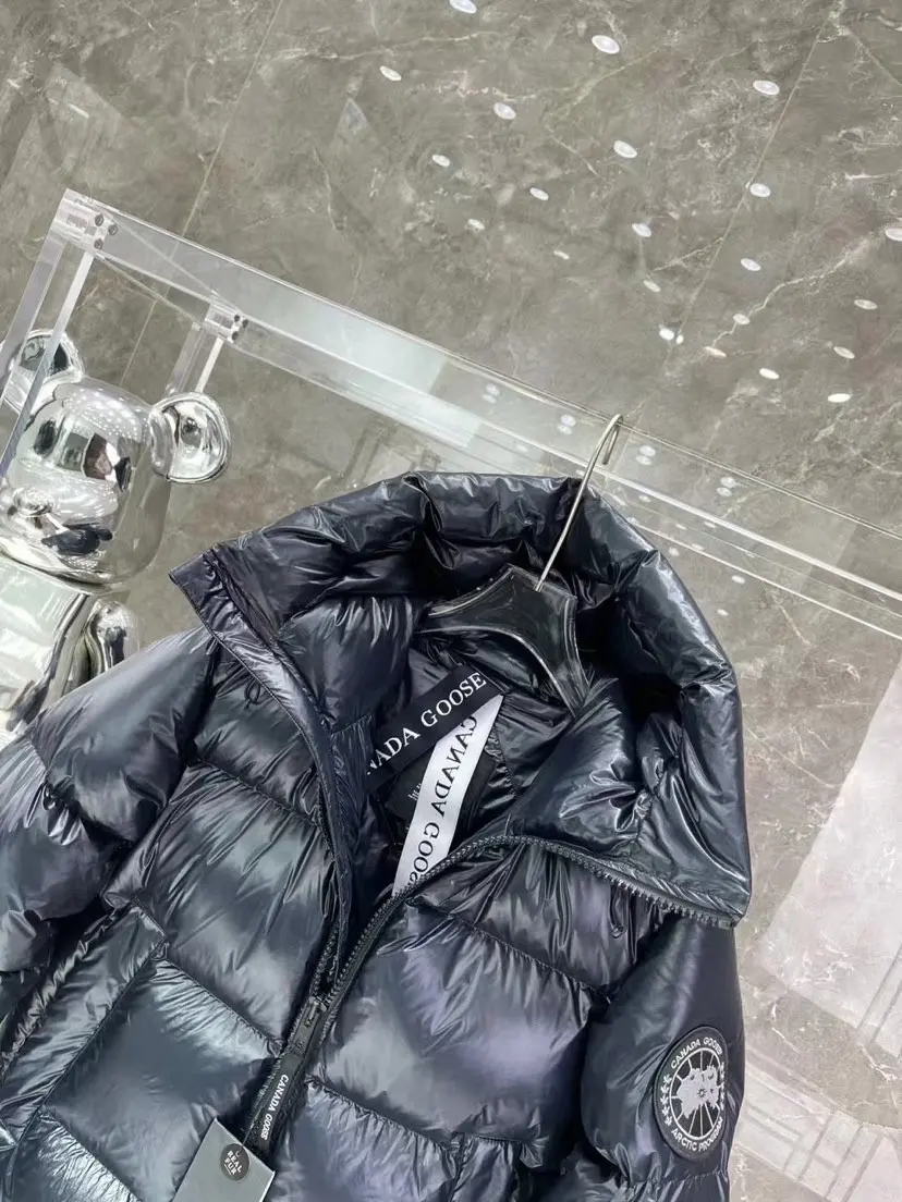 Crofton Black Label Hooded Puffer Jacket D54022256 — view 4