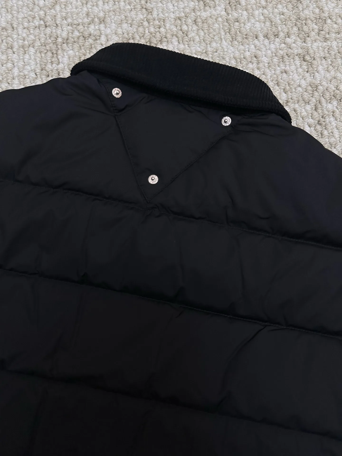 Logo-Patch Quilted Down Jacket with Ribbed Collar D56020507 — view 6