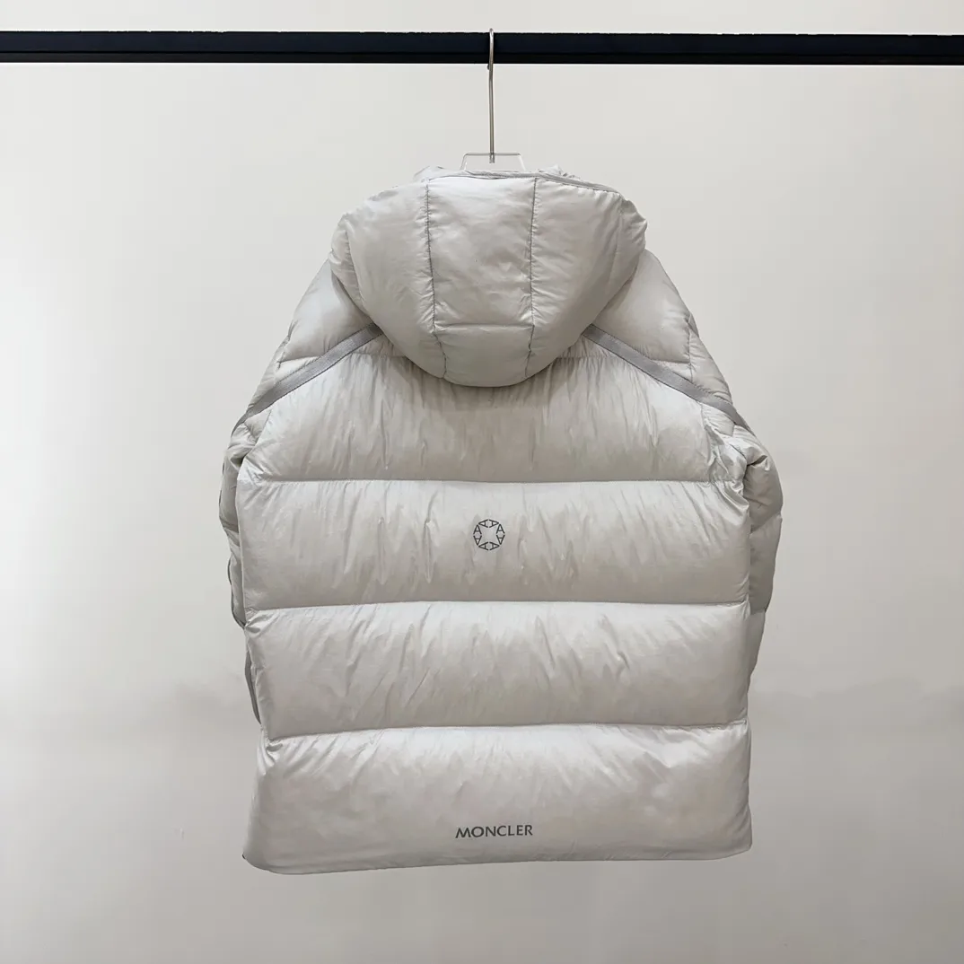 Moncler x 1017 ALYX 9SM Williams Down Jacket D56020255 — view 3