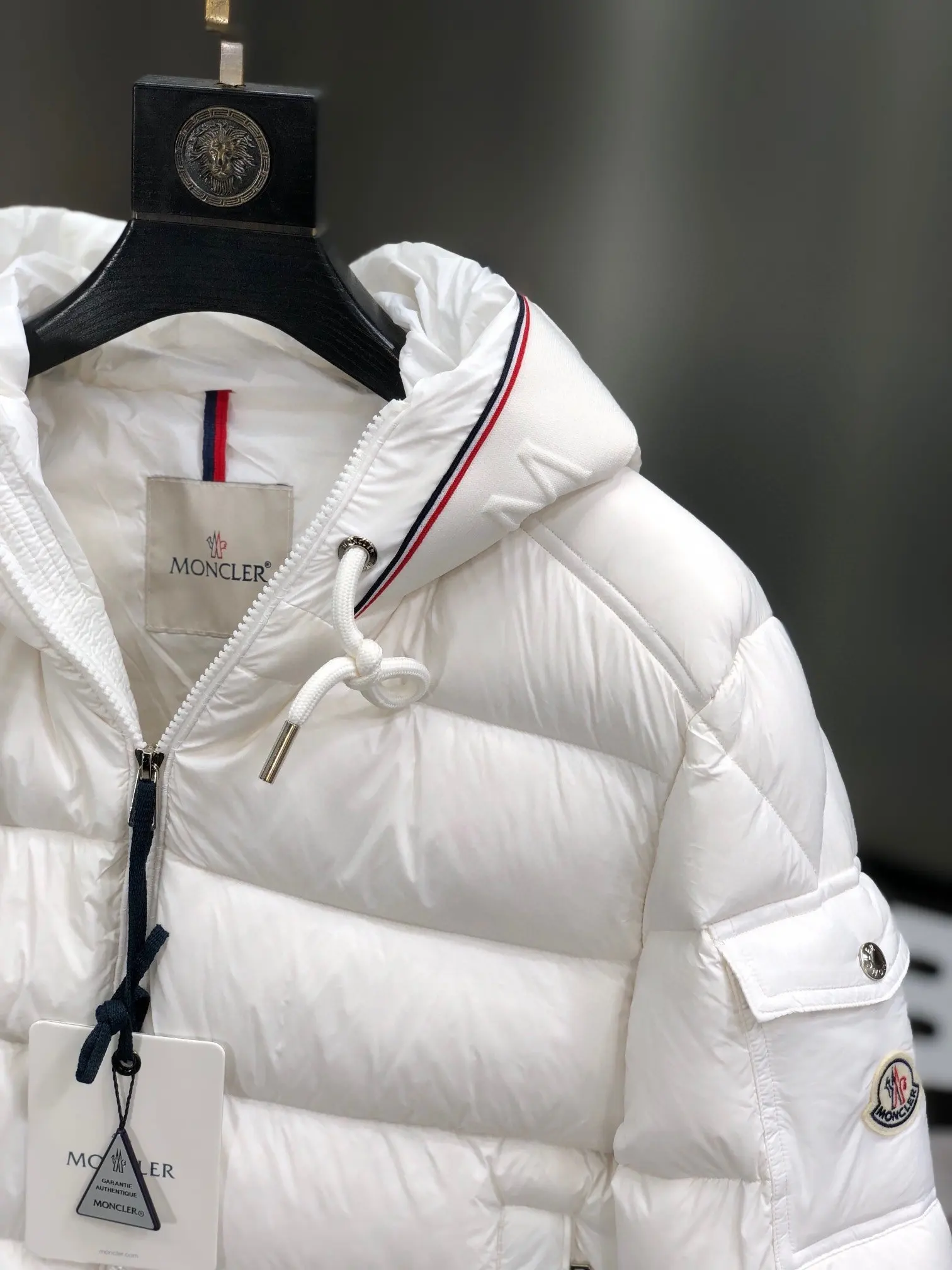 Hooded Down-Filled Puffer Jacket D57022275 — view 2
