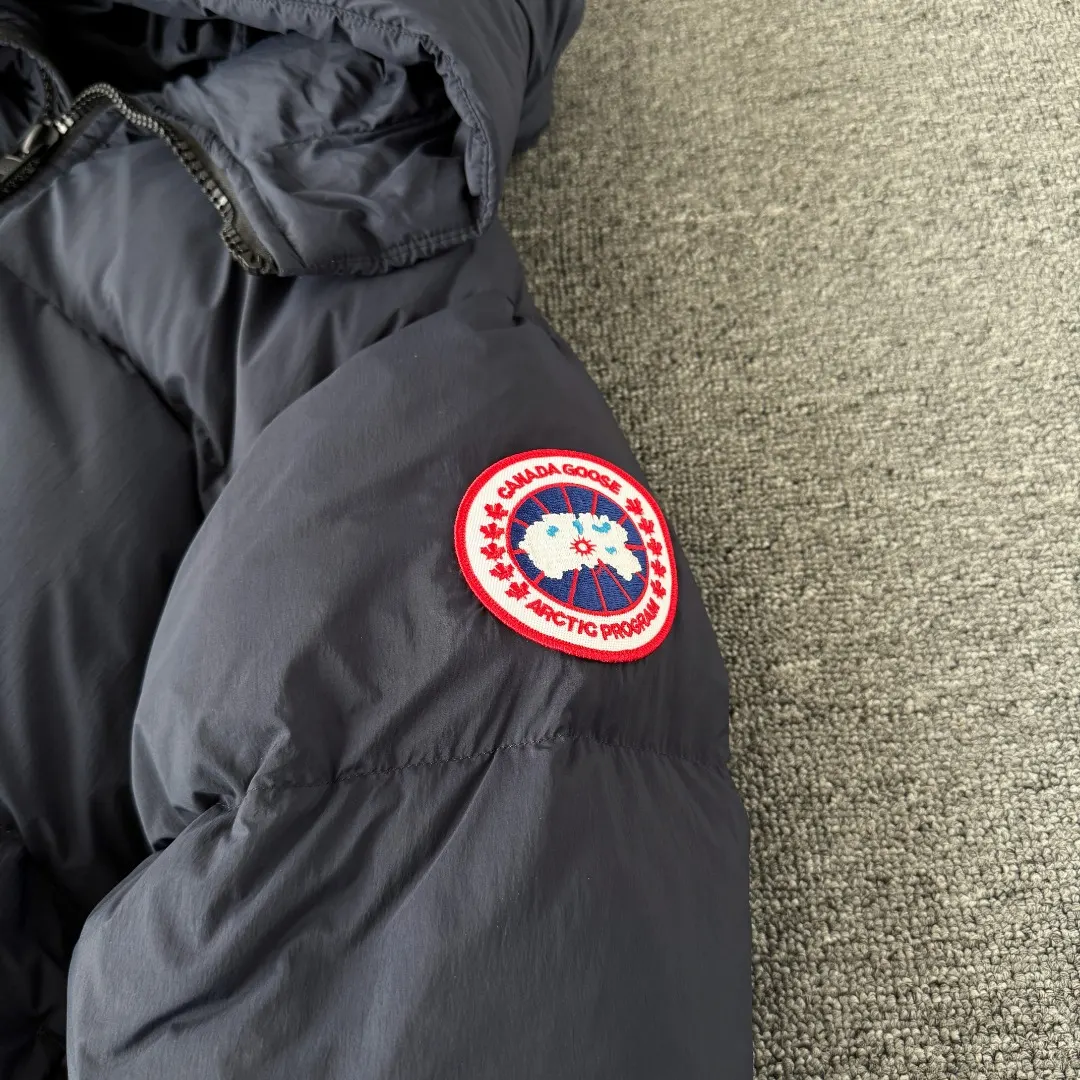 Lawrence Hooded Down Puffer Jacket D57024848 — view 4