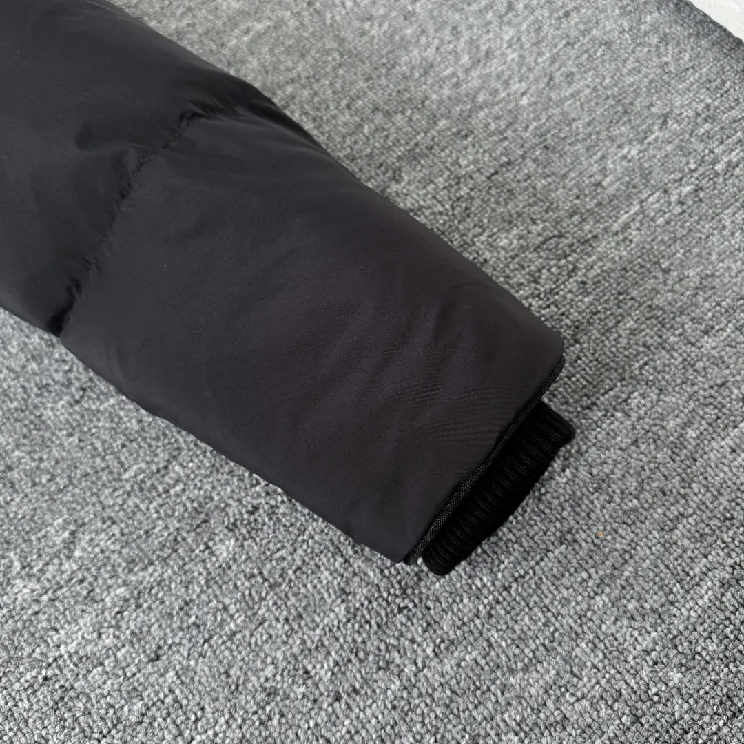 Canada Goose Lawrence Down-Filled Puffer Parka D61024852 — view 6