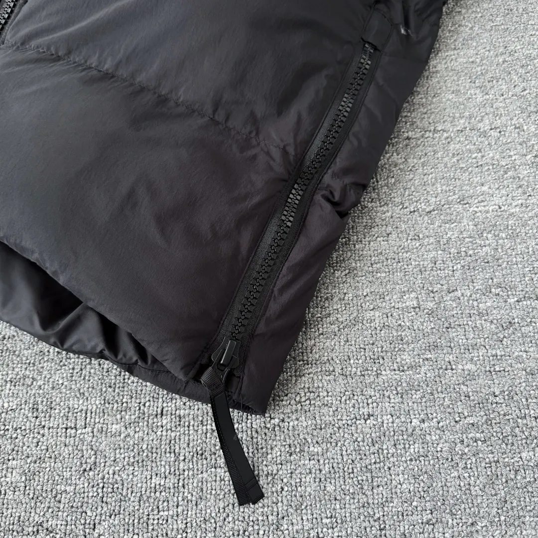 Canada Goose Lawrence Down-Filled Puffer Parka D61024852 — view 7