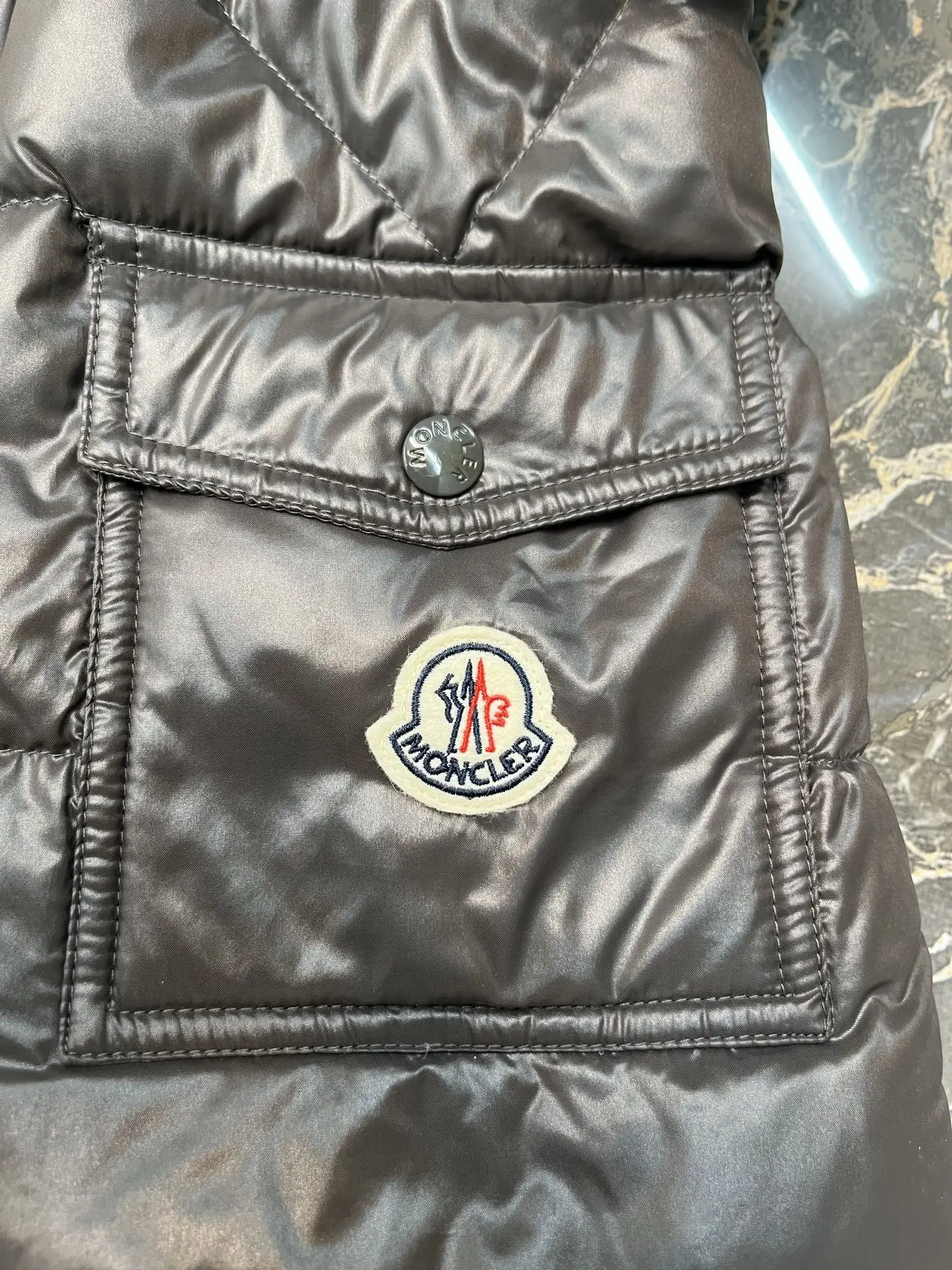 Maya Glossy Hooded Down Puffer Jacket D64020429 — view 8