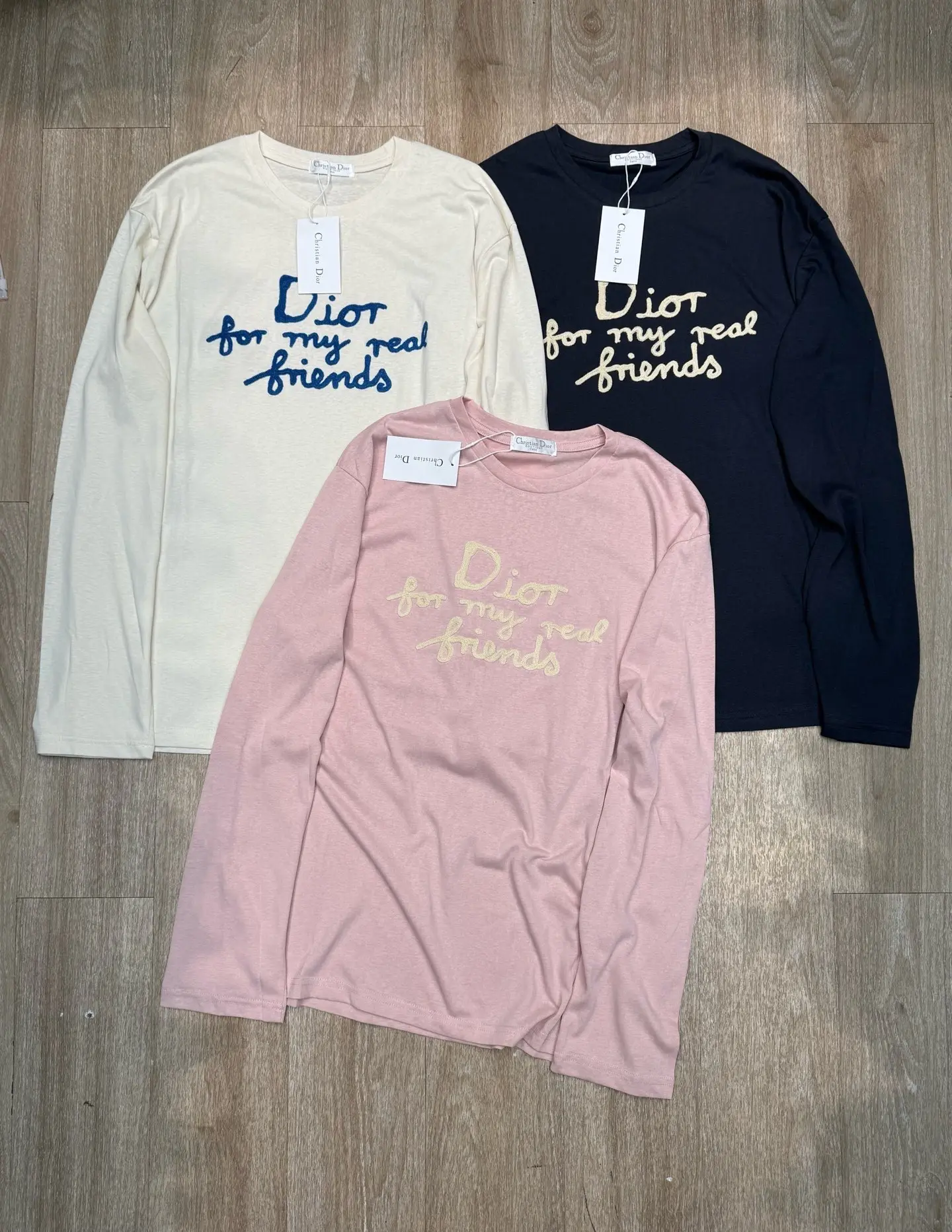 Embroidered Logo Long-Sleeve T-Shirt D6916055