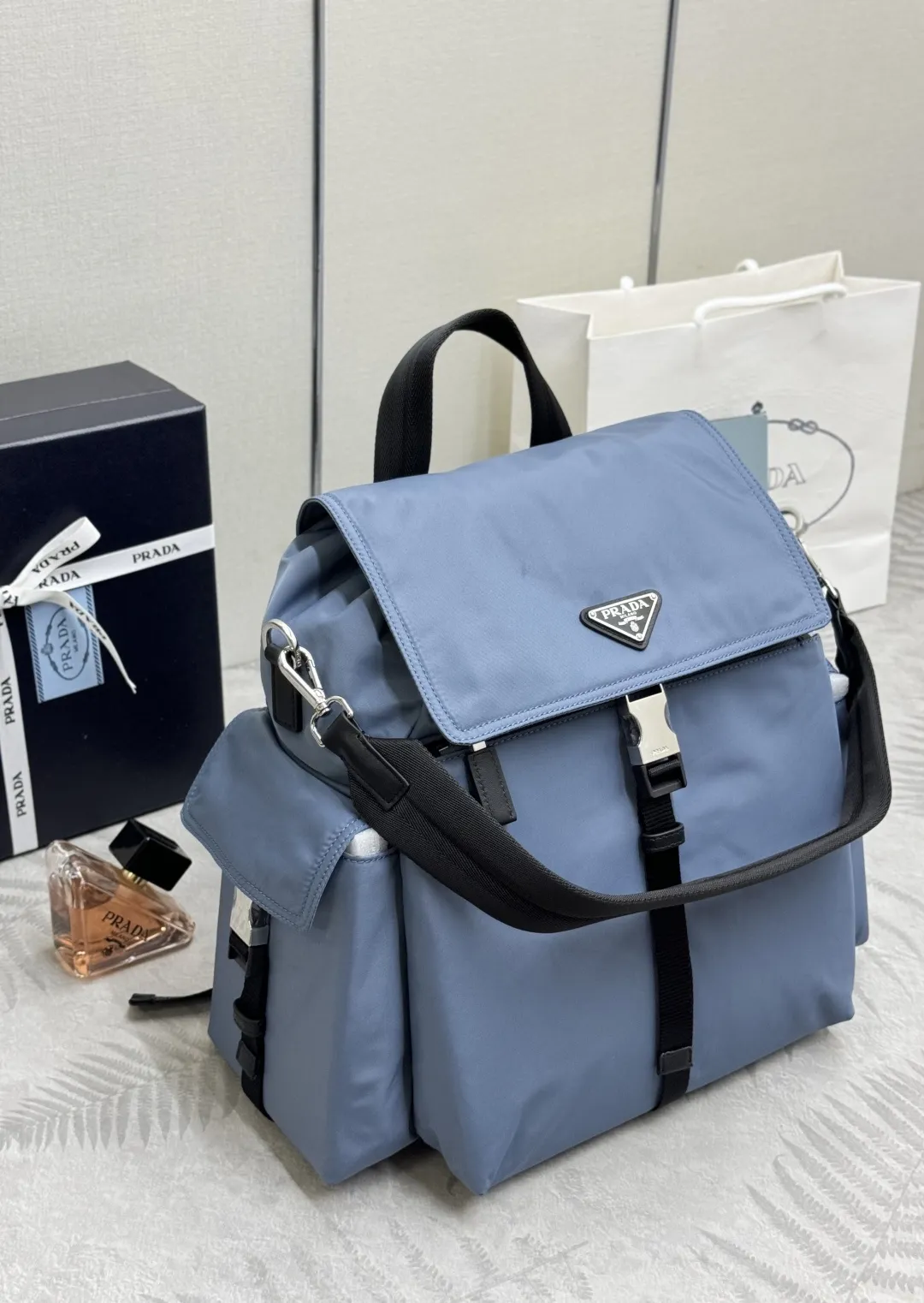 Re-Nylon and Leather Explore Backpack D88018576 — view 3