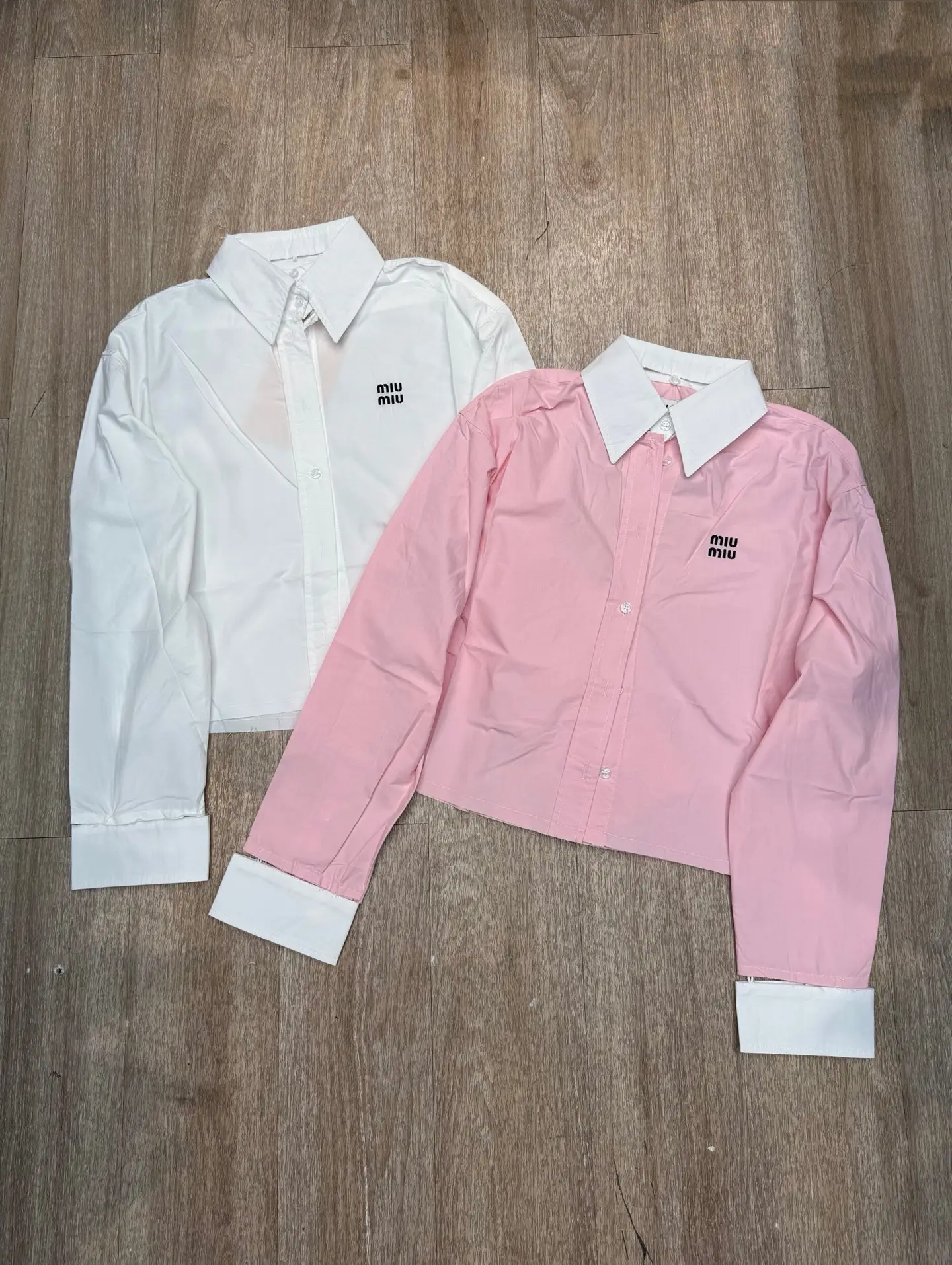 Logo Embroidered Cropped Cotton Shirt D8916087