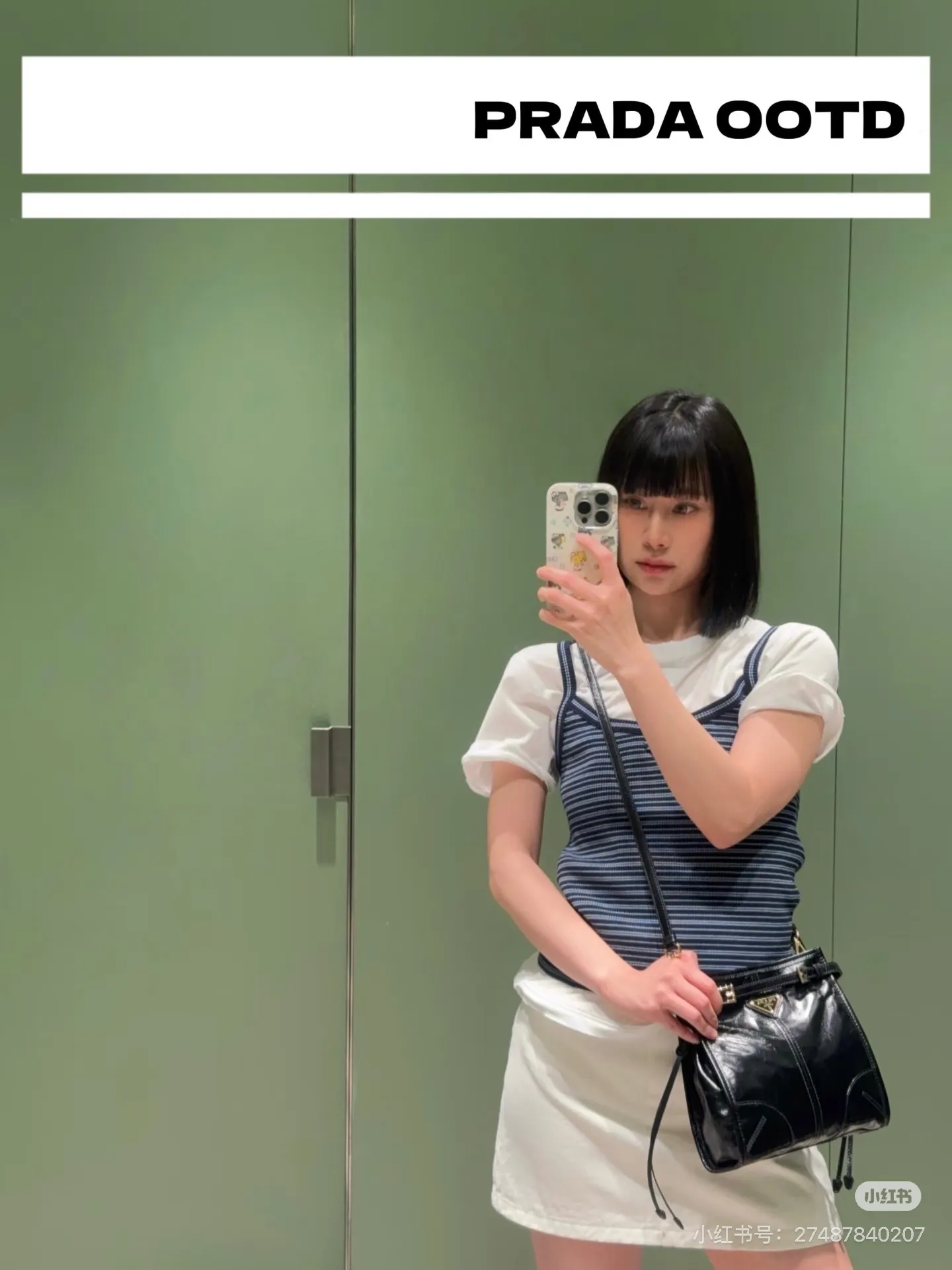 Soft Lux Leather Crossbody Bag D31018411 — view 3