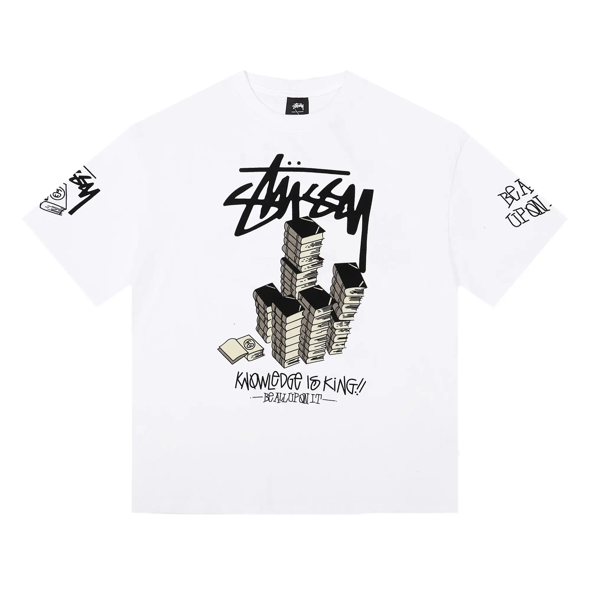 Knowledge Is King Graphic Print T-Shirt D4816162