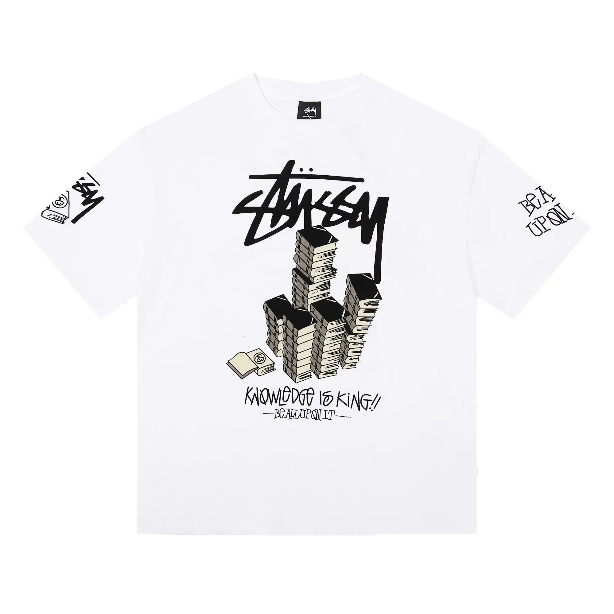 Knowledge Is King Graphic Print T-Shirt D4816162