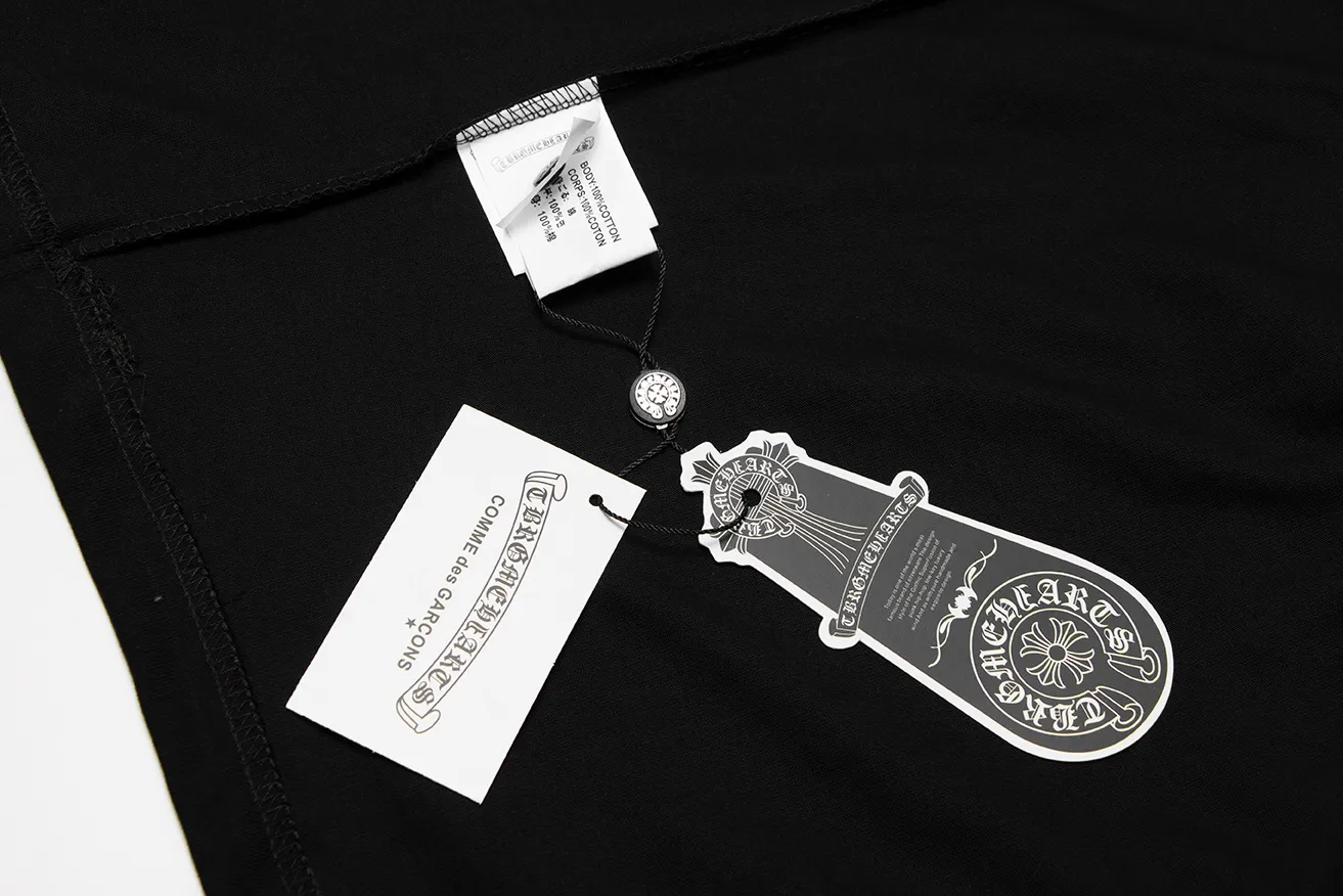Embellished Cross Patch Cotton T-Shirt D11512025 — view 5