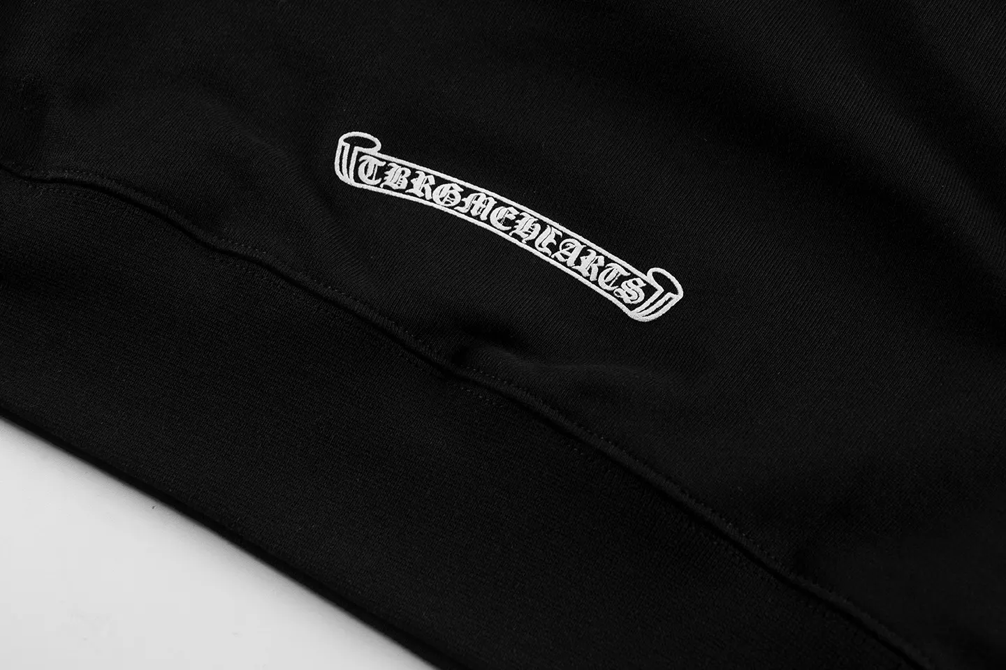 Horseshoe Logo Zip-Detail Sweatshirt D11515953 — view 3