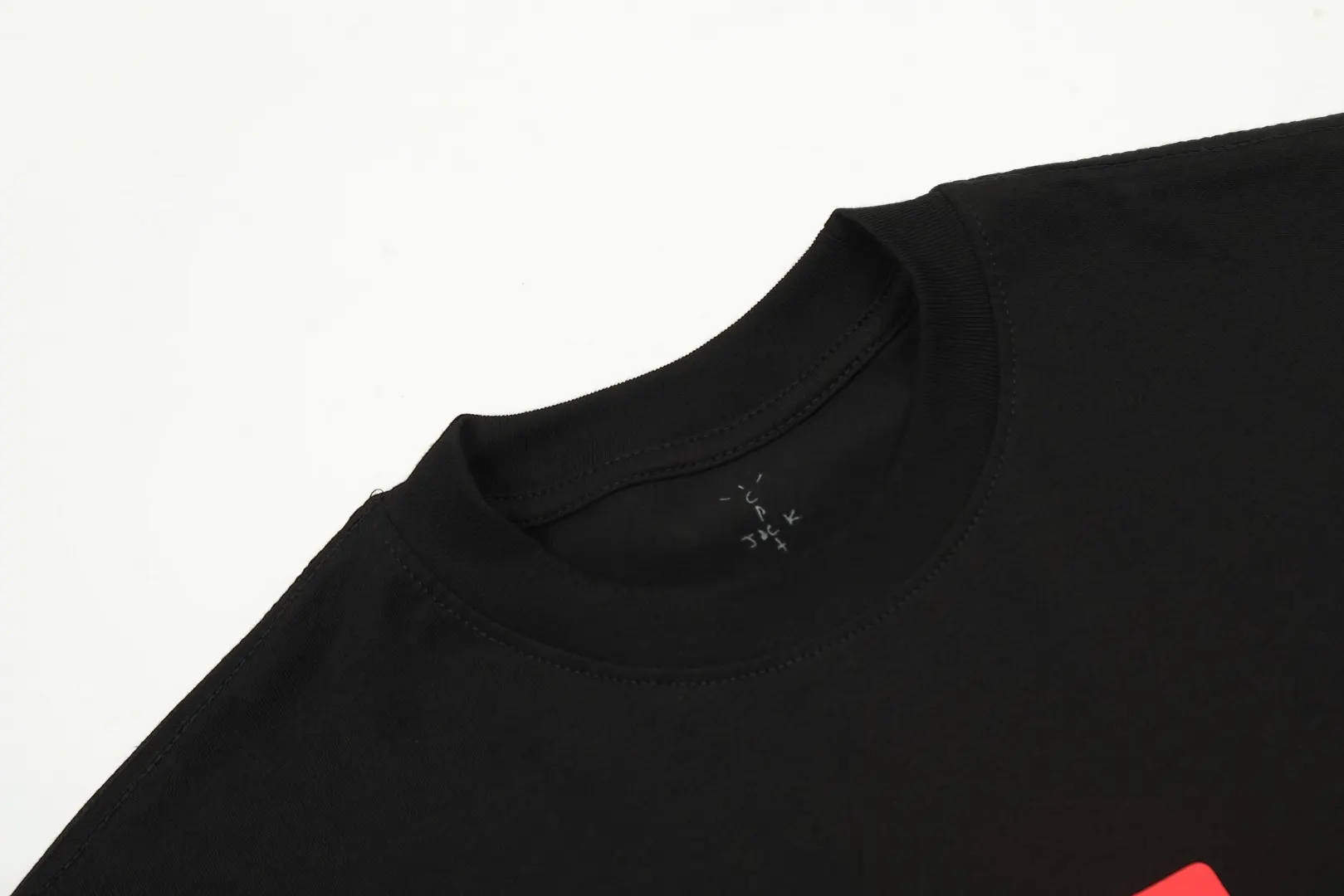 Cactus Jack x McDonald's Puff Print T-Shirt D7911943 — view 6