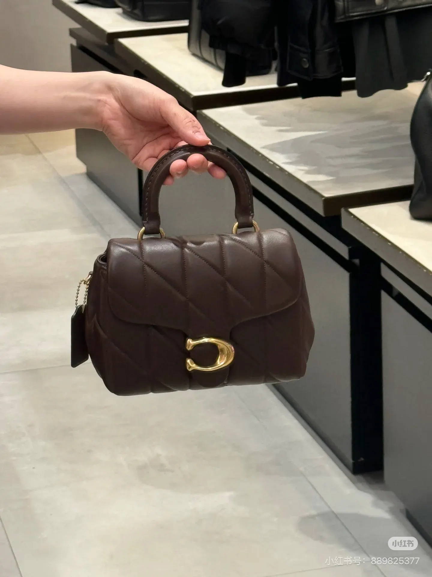 Tabby Quilted Leather Top Handle Bag D34017973 — view 2