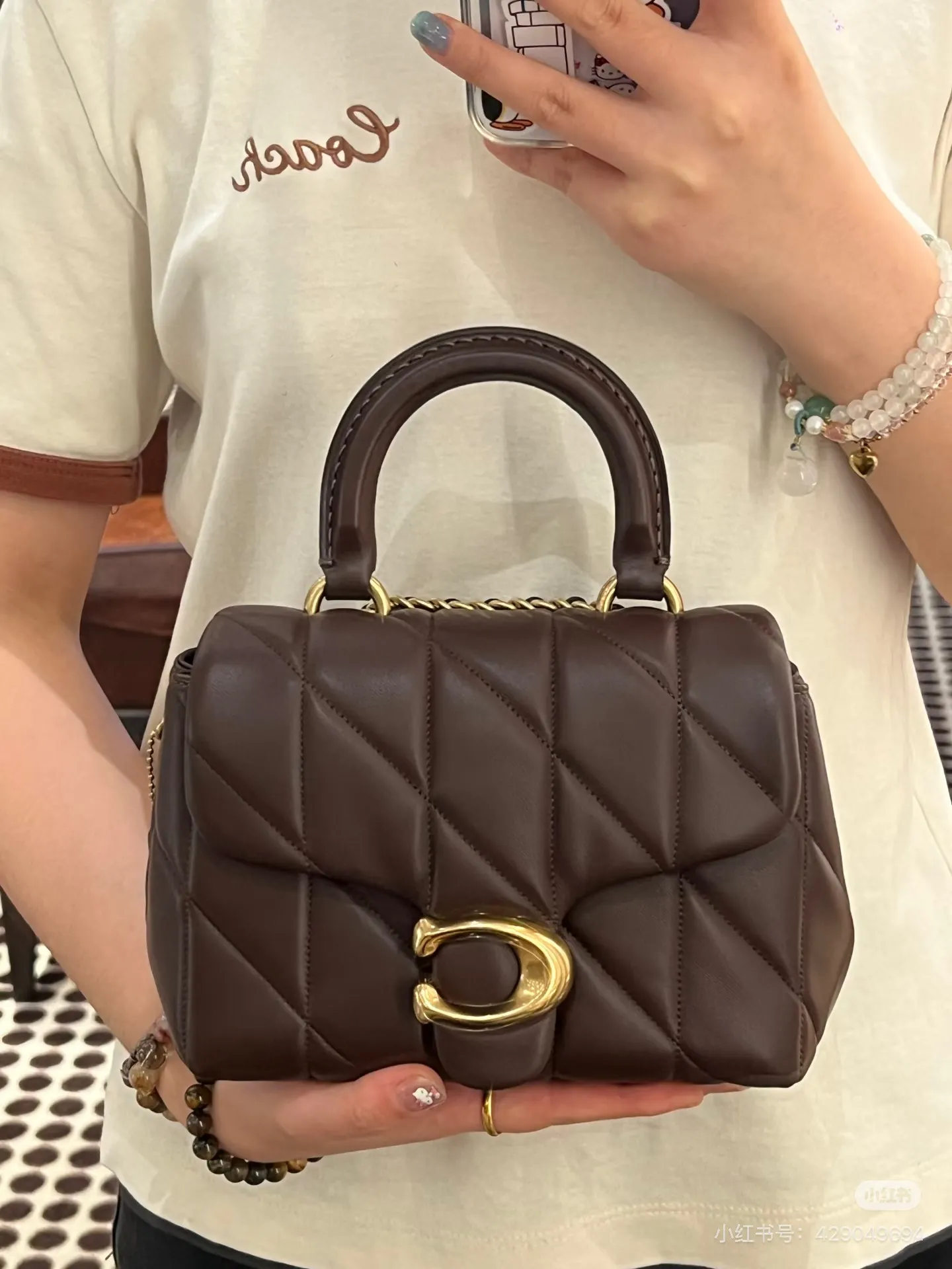 Tabby Quilted Leather Top Handle Bag D34017973 — view 5