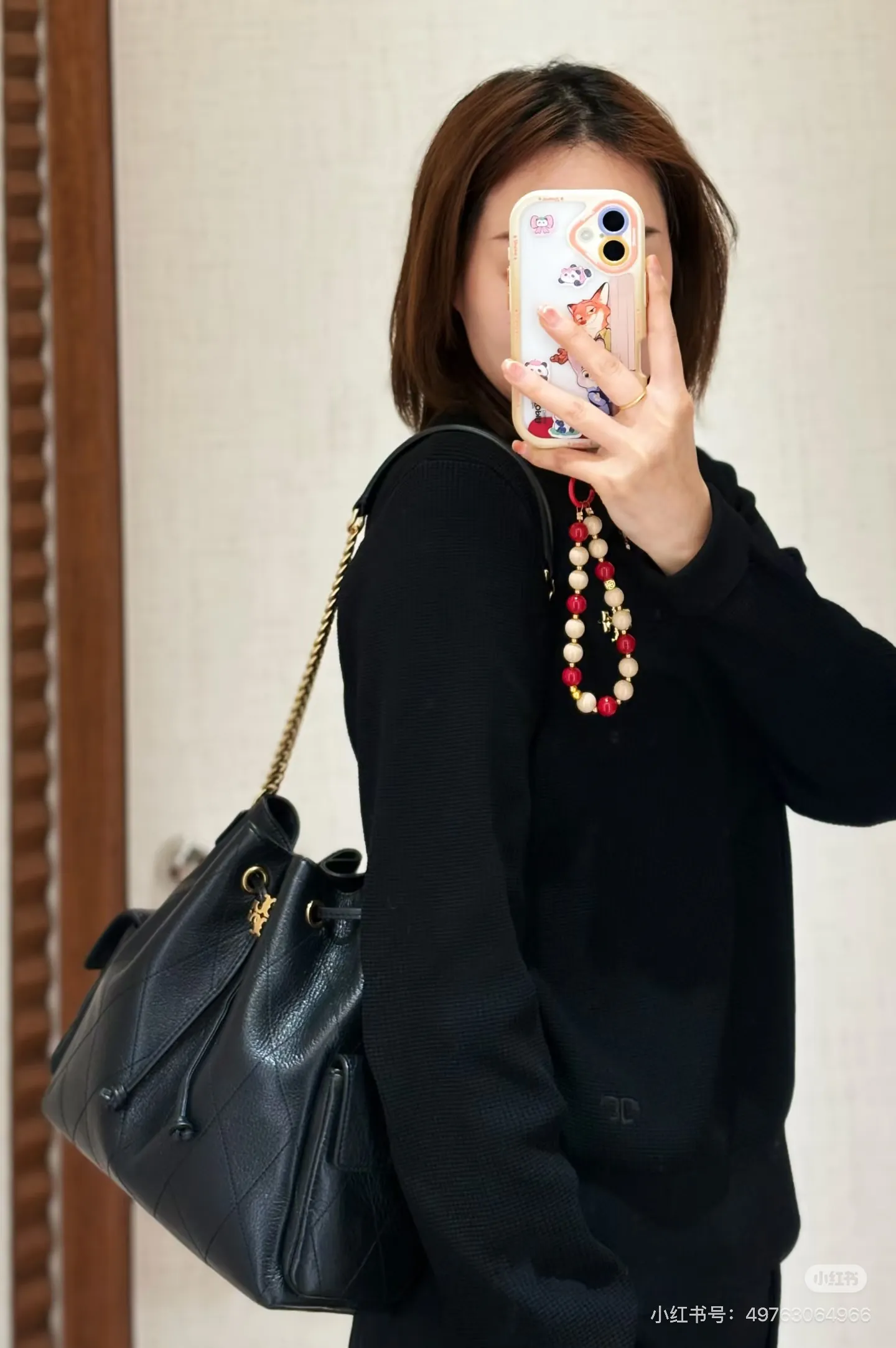 Charlie Quilted Leather Bucket Bag D35518028