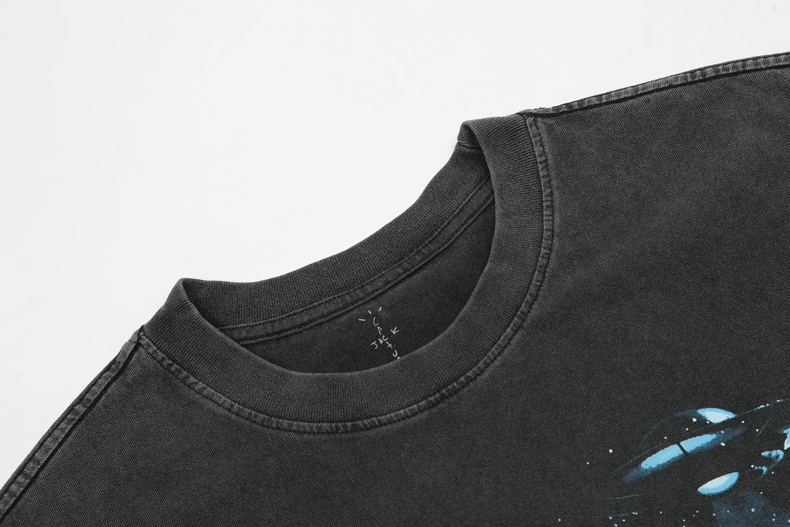 Live From Utopia Graphic Print T-Shirt D8911942 — view 4