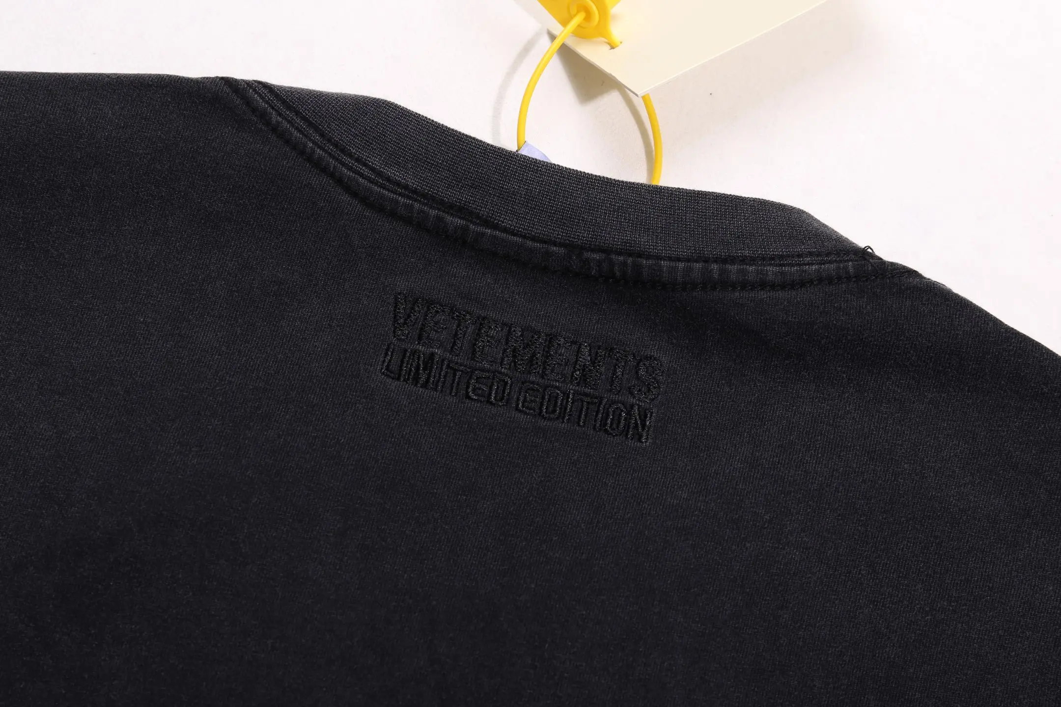 Panelled Washed Cotton T-Shirt D17513158 — view 13