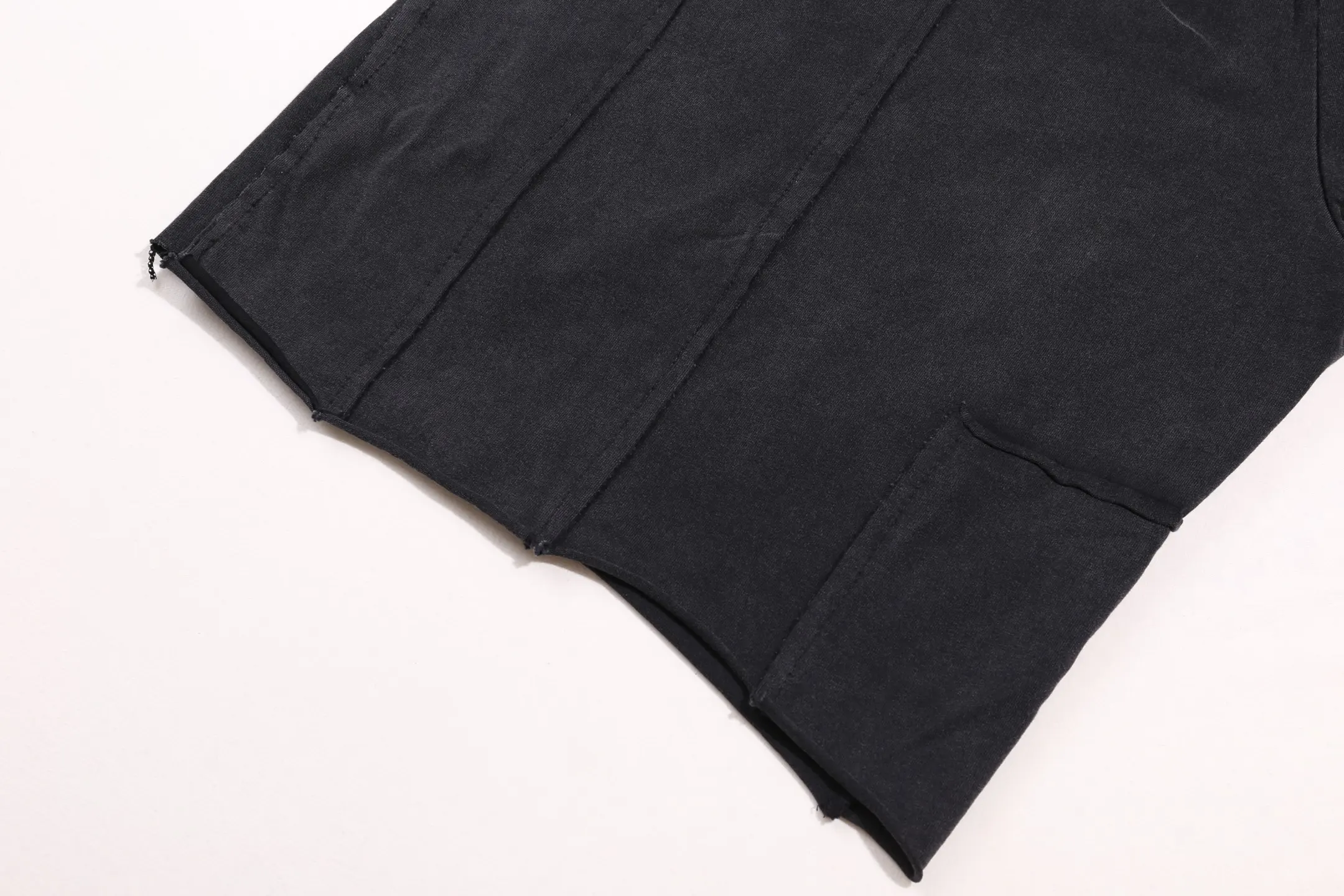 Panelled Washed Cotton Shorts D20013157 — view 18