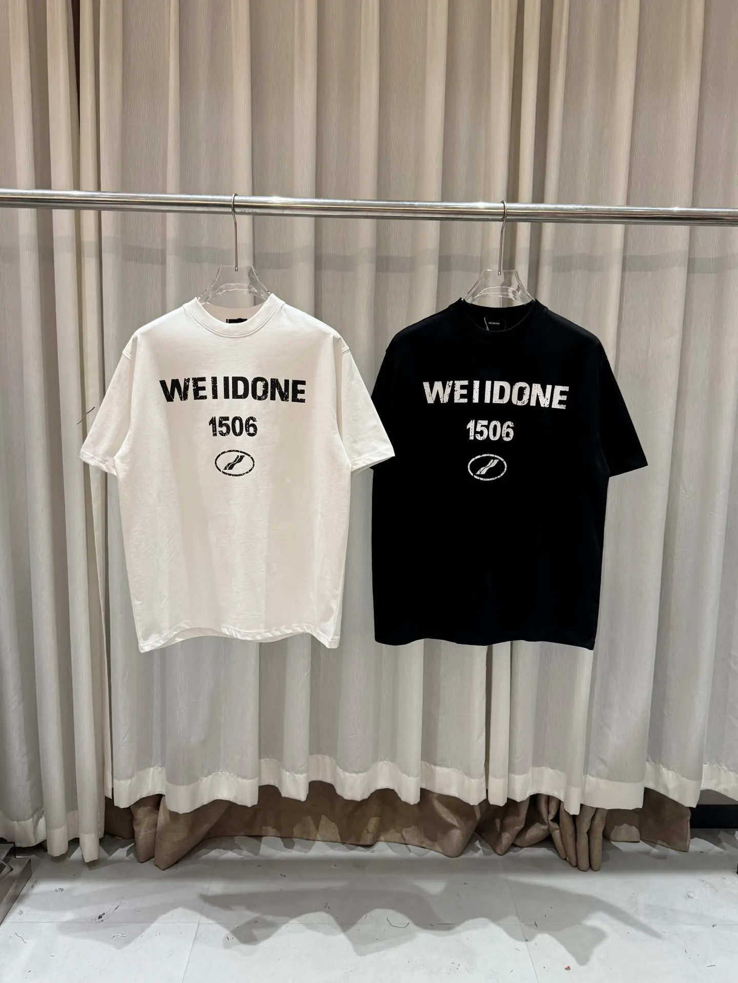 We11done Distressed Logo Oversized T-Shirt D9011865