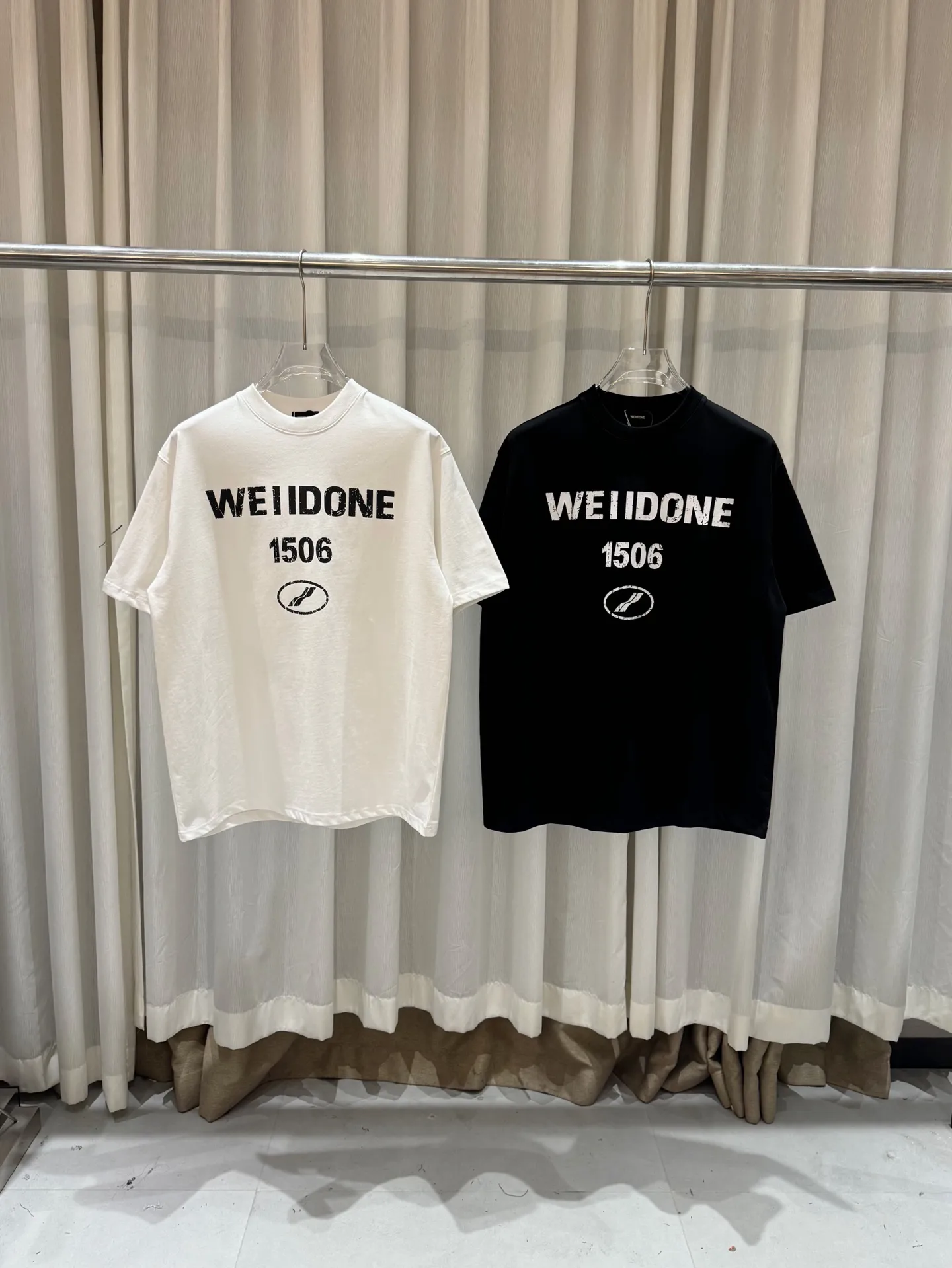 We11done Distressed Logo Oversized T-Shirt D9011865