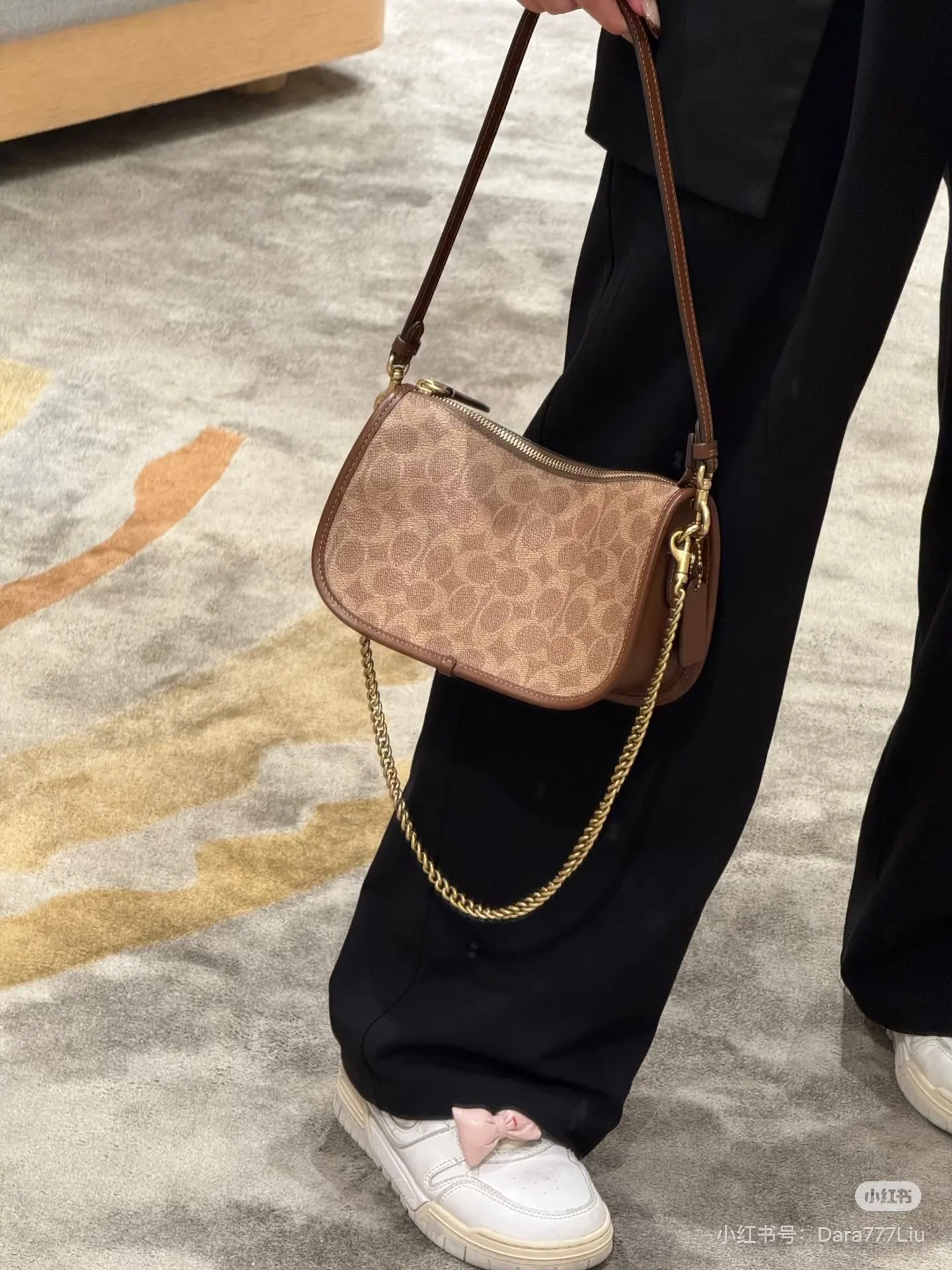 Waverly Monogram Shoulder Bag D30018385 — view 3